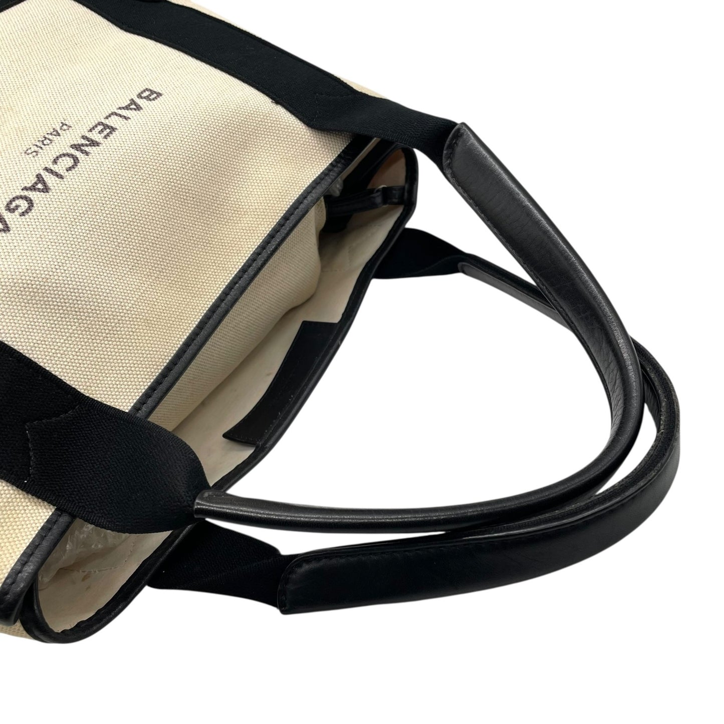 BALENCIAGA バレンシアガ カバ ハンドバッグ トートバッグ ホワイト ブラック キャンバス レザー ロゴ入り ポーチ付き レディース デザイン シンプル Z3