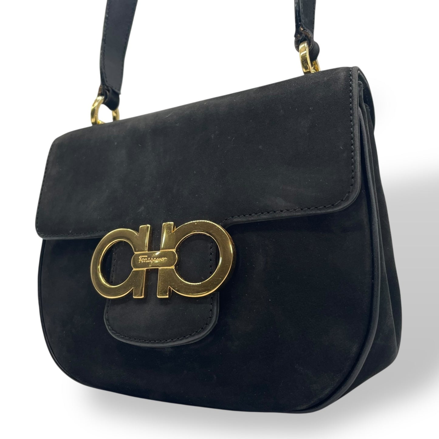 美品 Salvatore Ferragamo フェラガモ ガンチーニ ショルダーバッグ 黒 ブラック AB-21 スエード ゴールド金具 斜め掛け可 ポシェット ミニバッグ レディース フラップ開閉 ヴィンテージ D5