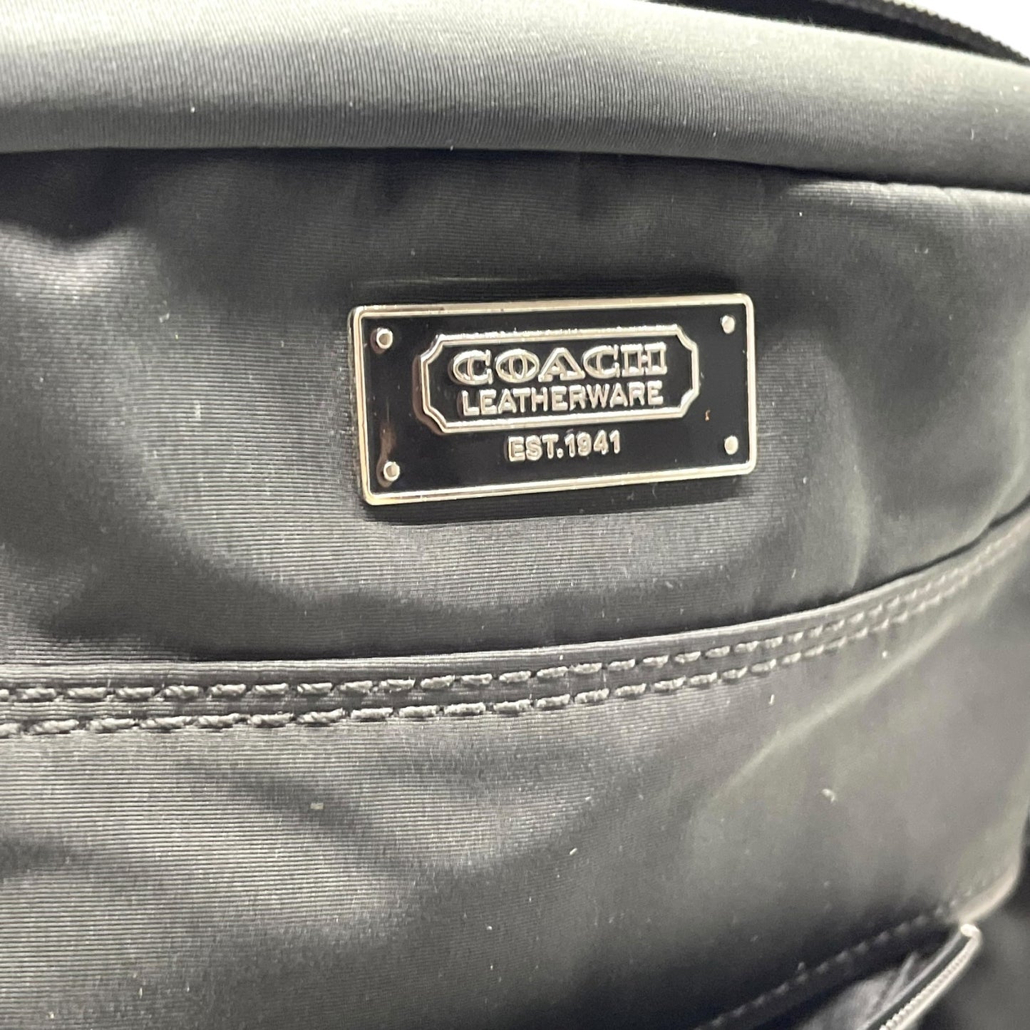 未使用級 美品 コーチ COACH ナイロン レザー ショルダーバッグ クロスボディ 70204 黒 ブラック 軽量 メンズ レディース S24