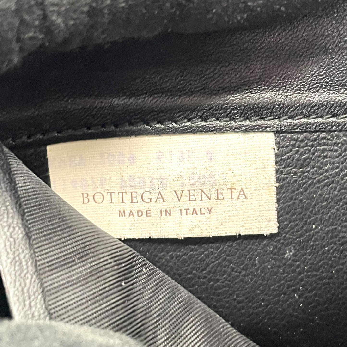 ボッテガヴェネタ BOTTEGA VENETA 長財布 イントレチャート ラウンドファスナー 黒 ブラック レザー ゴールド金具 メンズ レディース M5