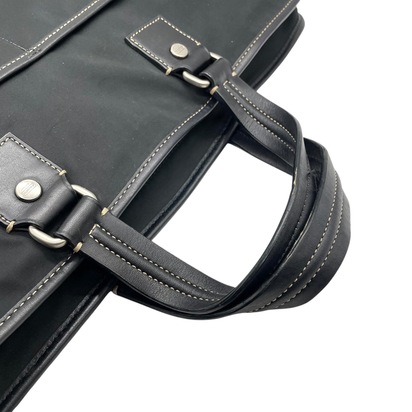 COACH コーチ ビジネスバッグ ブリーフケース 黒 ブラック キャンバス レザー シルバー金具 ステッチ ロゴチャーム付き ファスナー開閉 メンズ X2