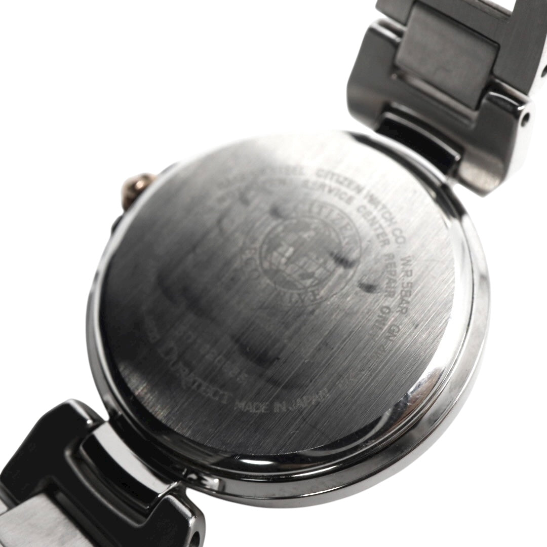 CITIZEN シチズン xC クロスシー エコドライブ 電波時計 腕時計 シルバー ローマンインデックス デイト レディース G11