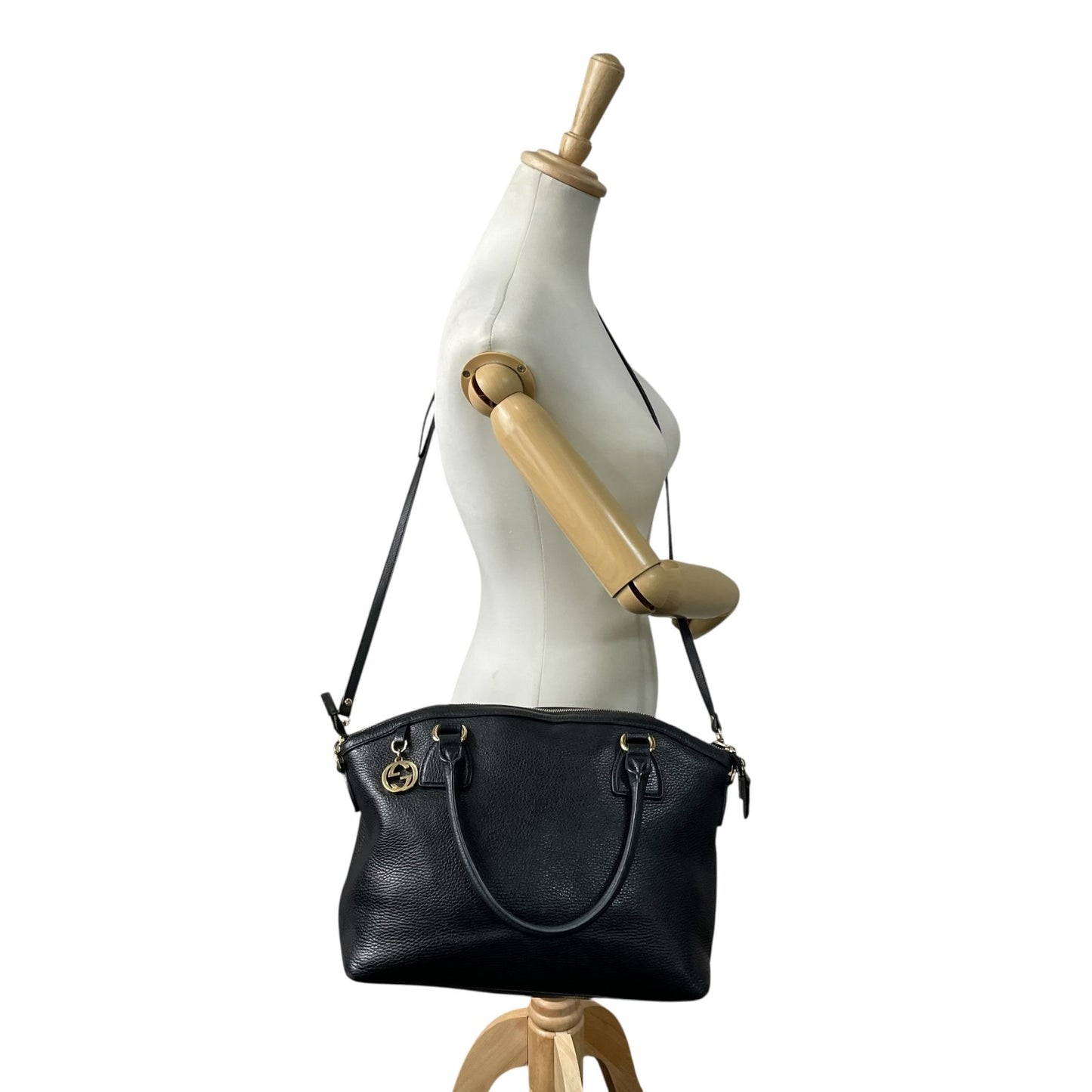 美品 GUCCI グッチ 2WAY ハンドバッグ ショルダーバッグ 449651 インターロッキングG ブラック レザー ゴールド金具 斜め掛け可 レディース D