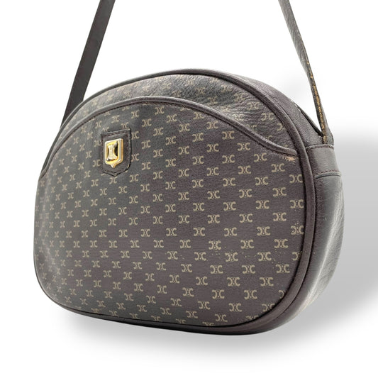 CELINE オールドセリーヌ マカダム柄 トリオンフ ショルダーバッグ 茶 ブラウン レザー ゴールド金具 斜め掛け可 ミニバッグ ポシェット レディース ヴィンテージ B1