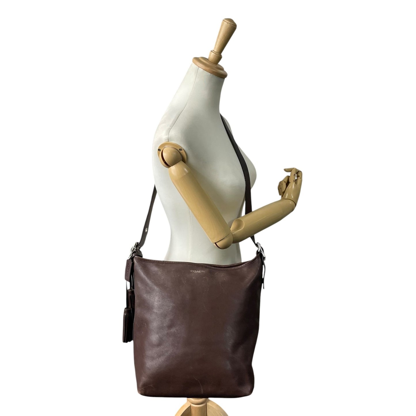 COACH コーチ オールドコーチ レザー ショルダーバッグ ダークブラウン 茶 ヴィンテージ U2 本革 クロスボディ 斜め掛け可 シンプル クラシック Old Coach Shoulder Bag