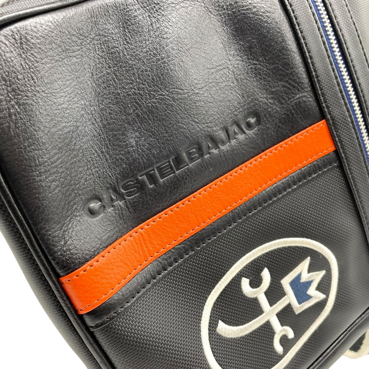 美品 カステルバジャック CASTELBAJAC ショルダーバッグ クロスボディ ロゴ刺繍 レザー ナイロン 黒 ブラック C11