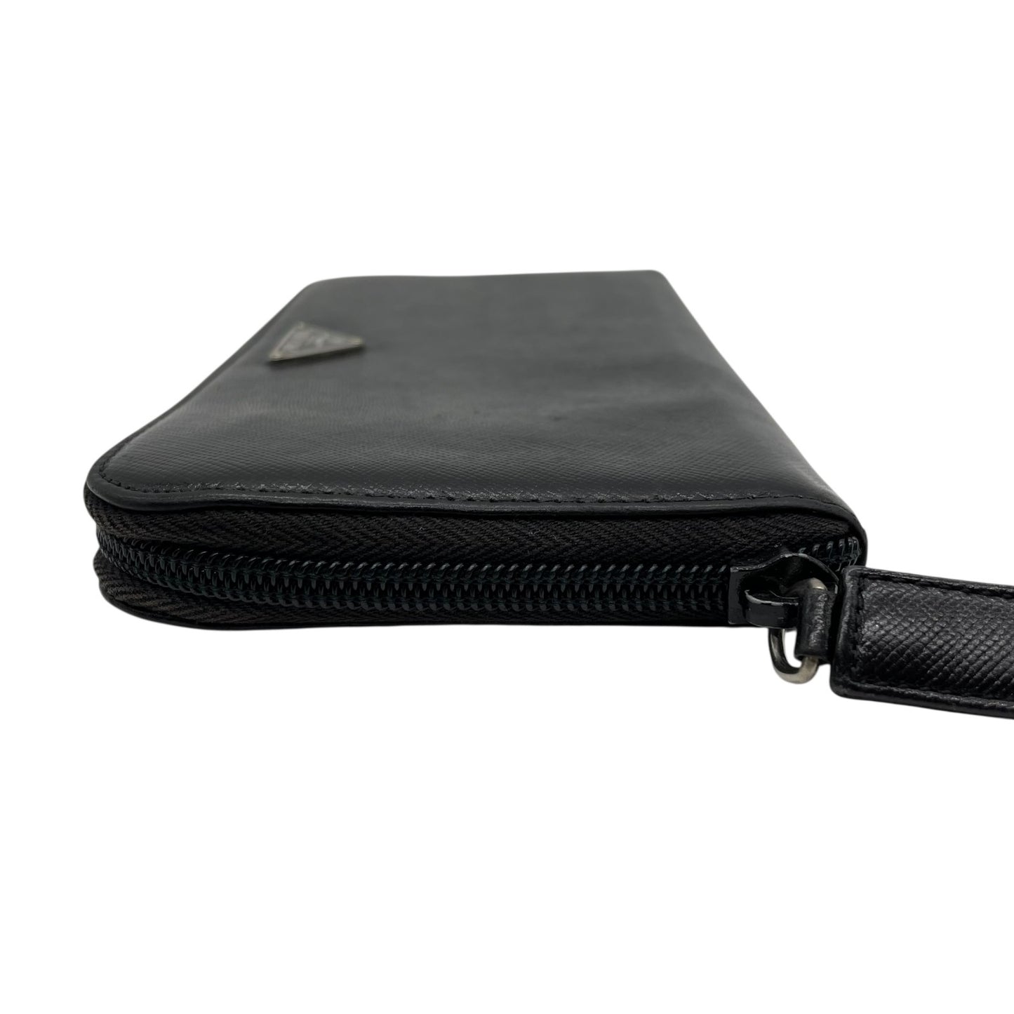 PRADA プラダ 三角プレートロゴ 長財布 ラウンドジップ サフィアーノ レザー トライアングルロゴ 黒 ブラック シルバー金具 メンズ レディース ギャランティカード付き H1