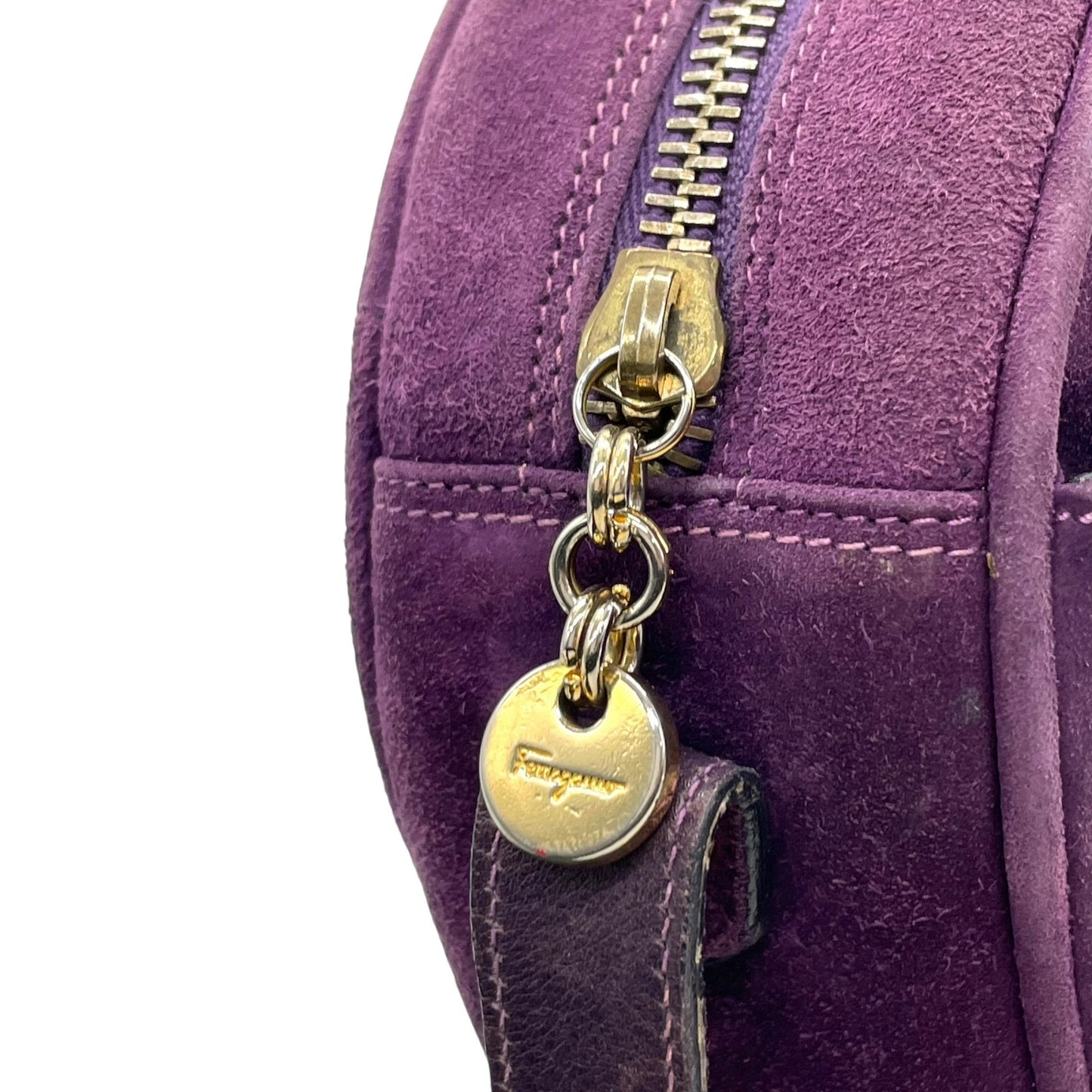 美品 Salvatore Ferragamo フェラガモ ガンチーニ ダブルガンチーニ ショルダーバッグ 紫 パープル スエード ゴールド金具 斜め掛け可 ポシェット ヴィンテージ レディース D7