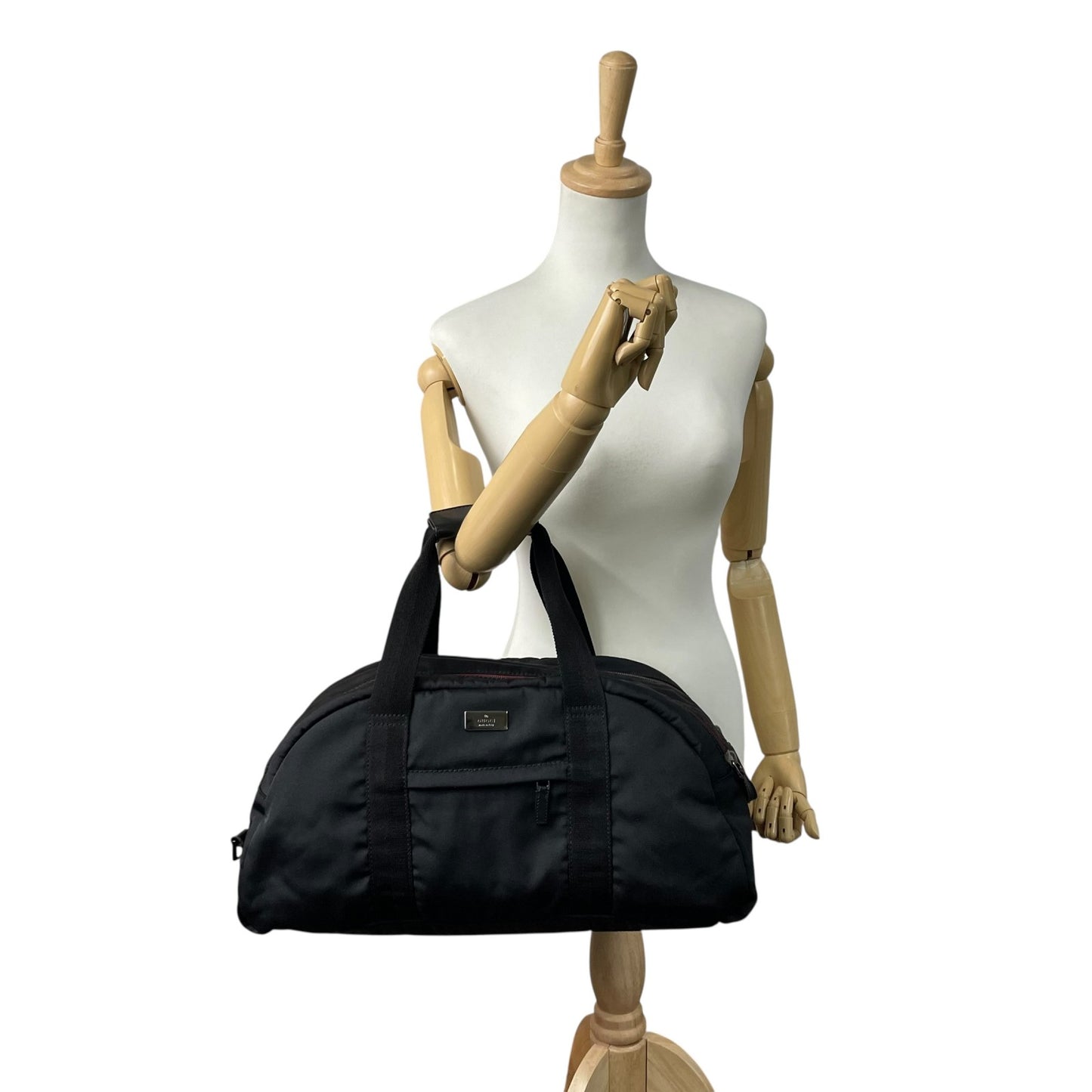 極美品 GUCCI グッチ ボストンバッグ 2WAY ハンドバッグ ブラック 黒 ナイロン 肩掛け 斜め掛け クロスボディ シルバー金具 メンズ レディース ユニセックス トラベルバッグ 大容量 Z4