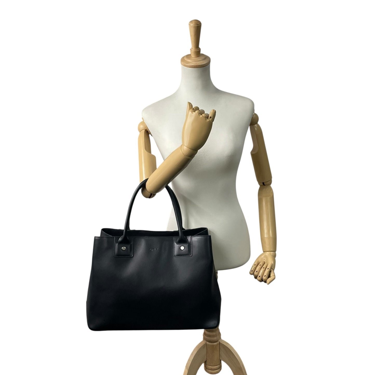 美品 agnès b. アニエスベー トートバッグ レザー 黒 ブラック シンプル PC収納可 A4可 通勤 通学 A