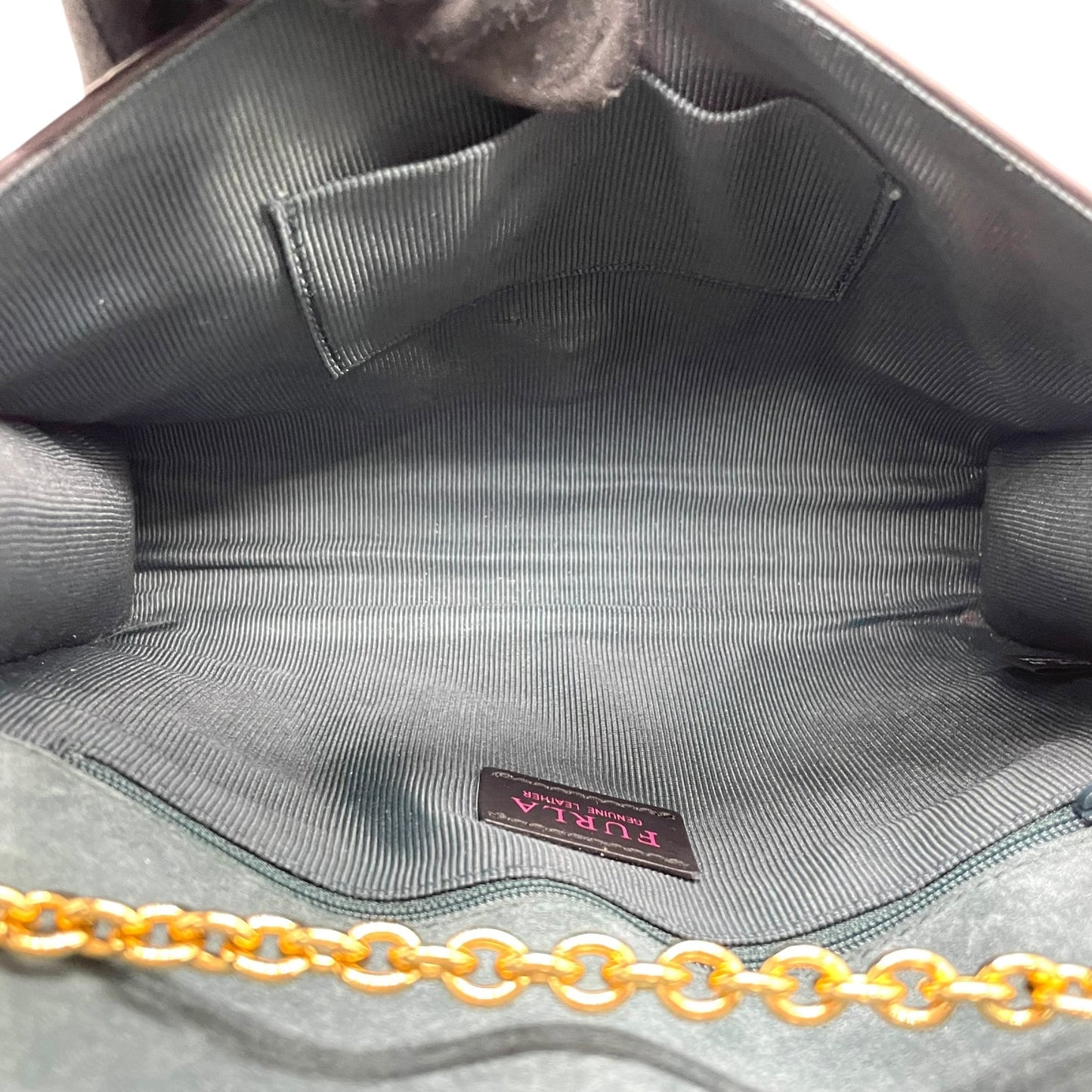 フルラ FURLA チェーンショルダーバッグ 型押し ダークグリーン 深緑 金金具 ゴールド金具 上品 高級感 A3