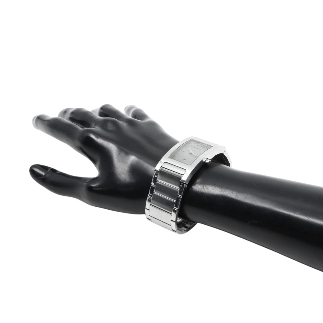 BURBERRY バーバリー 14000 G 腕時計 シルバー クオーツ シルバー文字盤【中古】 ユニセックス