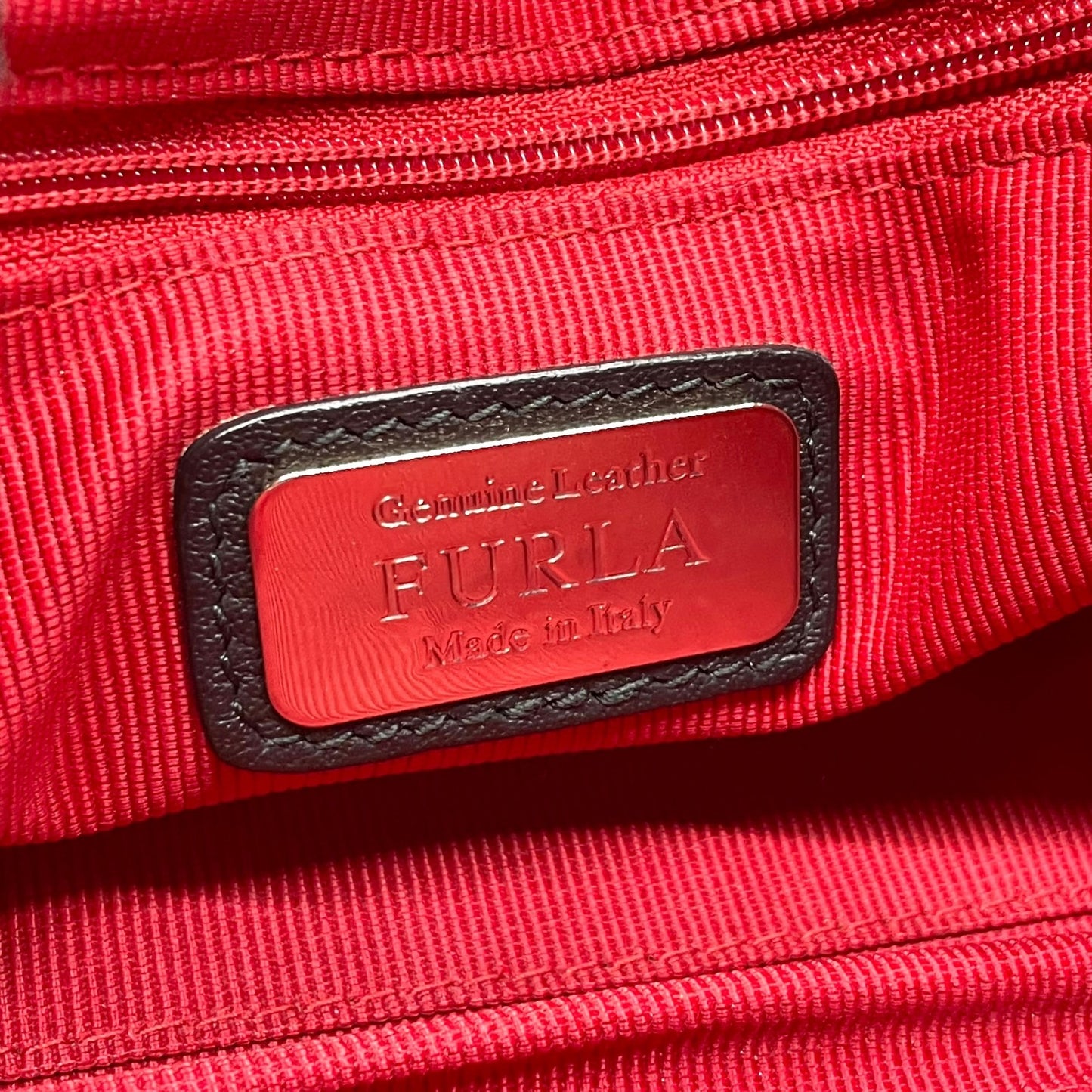 フルラ FURLA ハンドバッグ ショルダーバッグ 肩掛け 2WAY 黒 ブラック レザー 金金具 ゴールド金具 T8