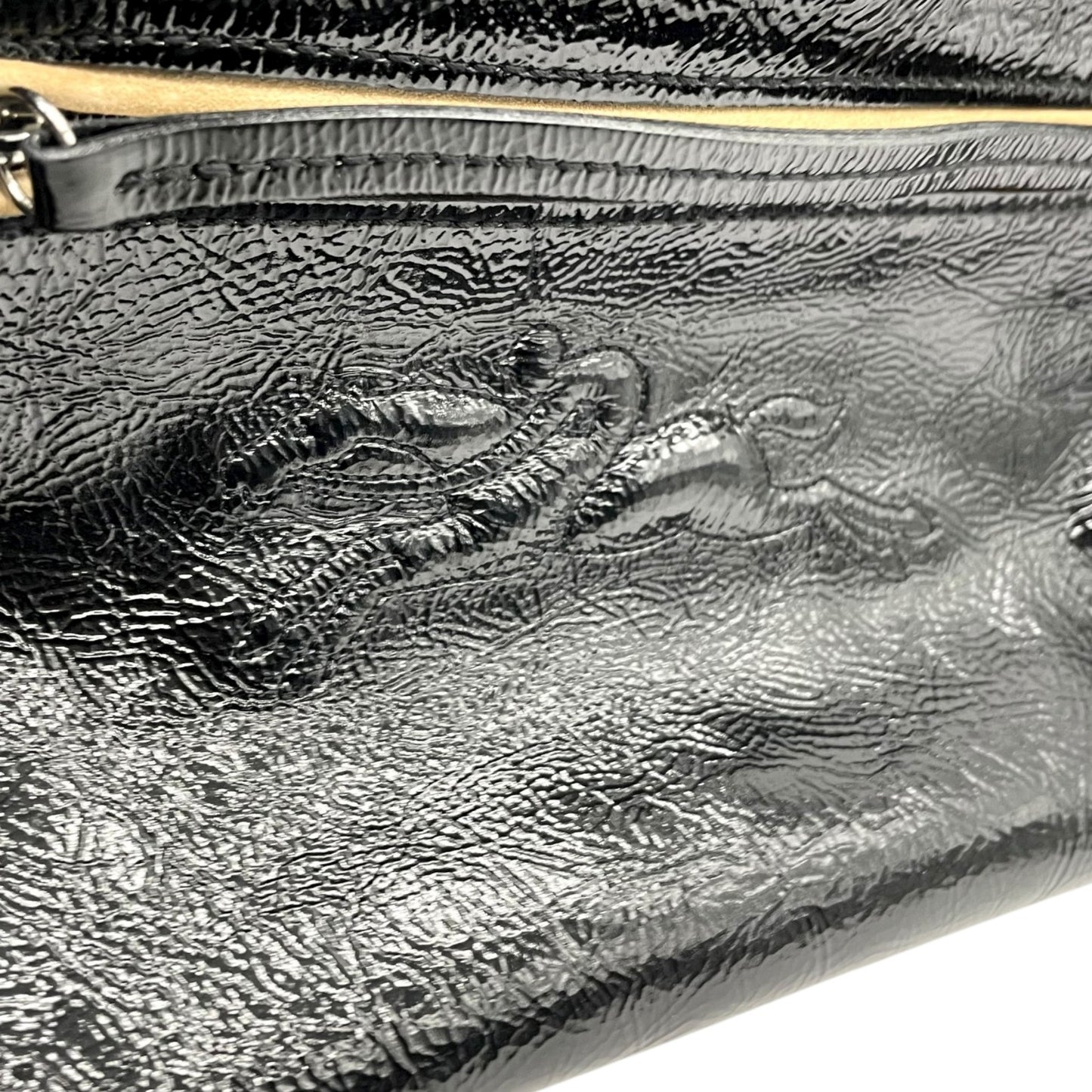 LONGCHAMP ロンシャン パテントレザー ハンドバッグ ブラック シルバー金具 エンボスホース ロゴ入り フロントジップ フランス製 A5