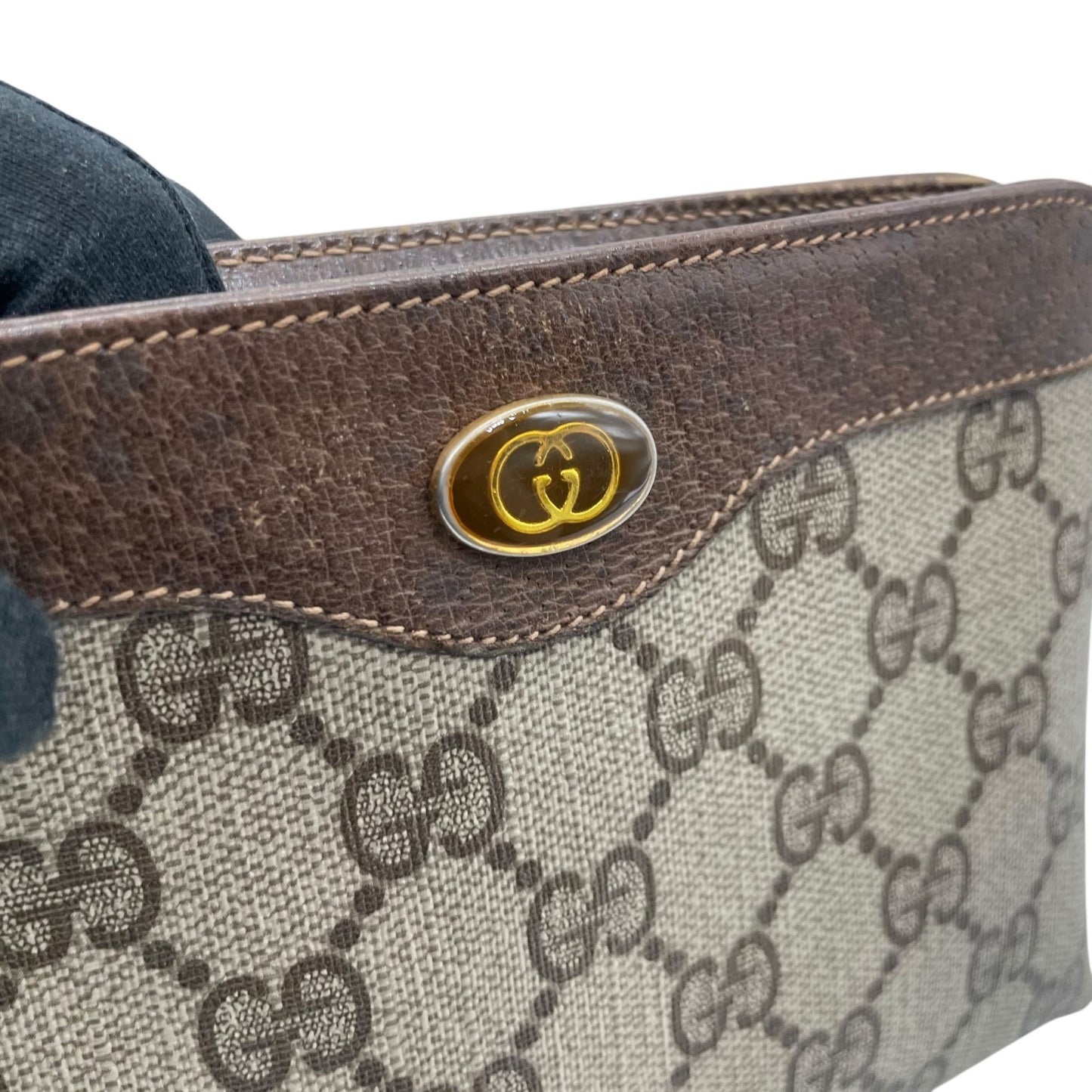 GUCCI グッチ GGスプリーム PVC レザー ポーチ グレー ベージュ ブラウン ゴールド金具 64・01 クラシックデザイン メンズ C