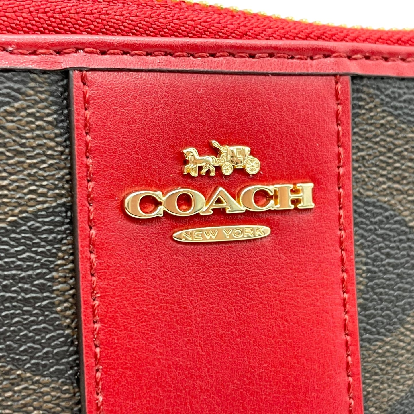 極美品 COACH コーチ シグネチャー 長財布 ラウンドファスナー 茶 ダークブラウン 赤 レッド 54630 IML72 ゴールド金具 PVC レザー ロゴ レディース W1