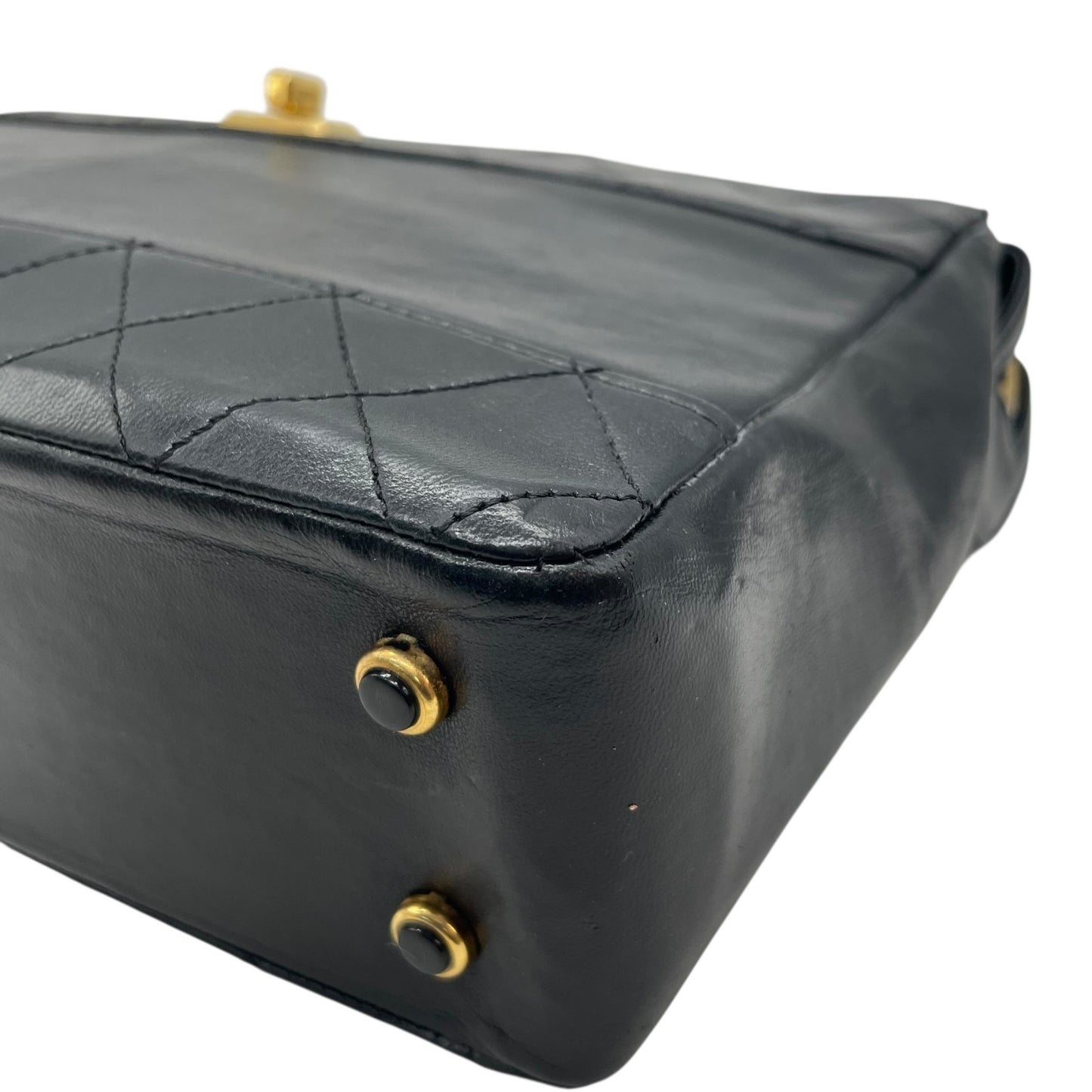 Authentic CHANEL Matelasse Chain Shoulder Bag Black Leather Turn Lock 2.55 Vintage