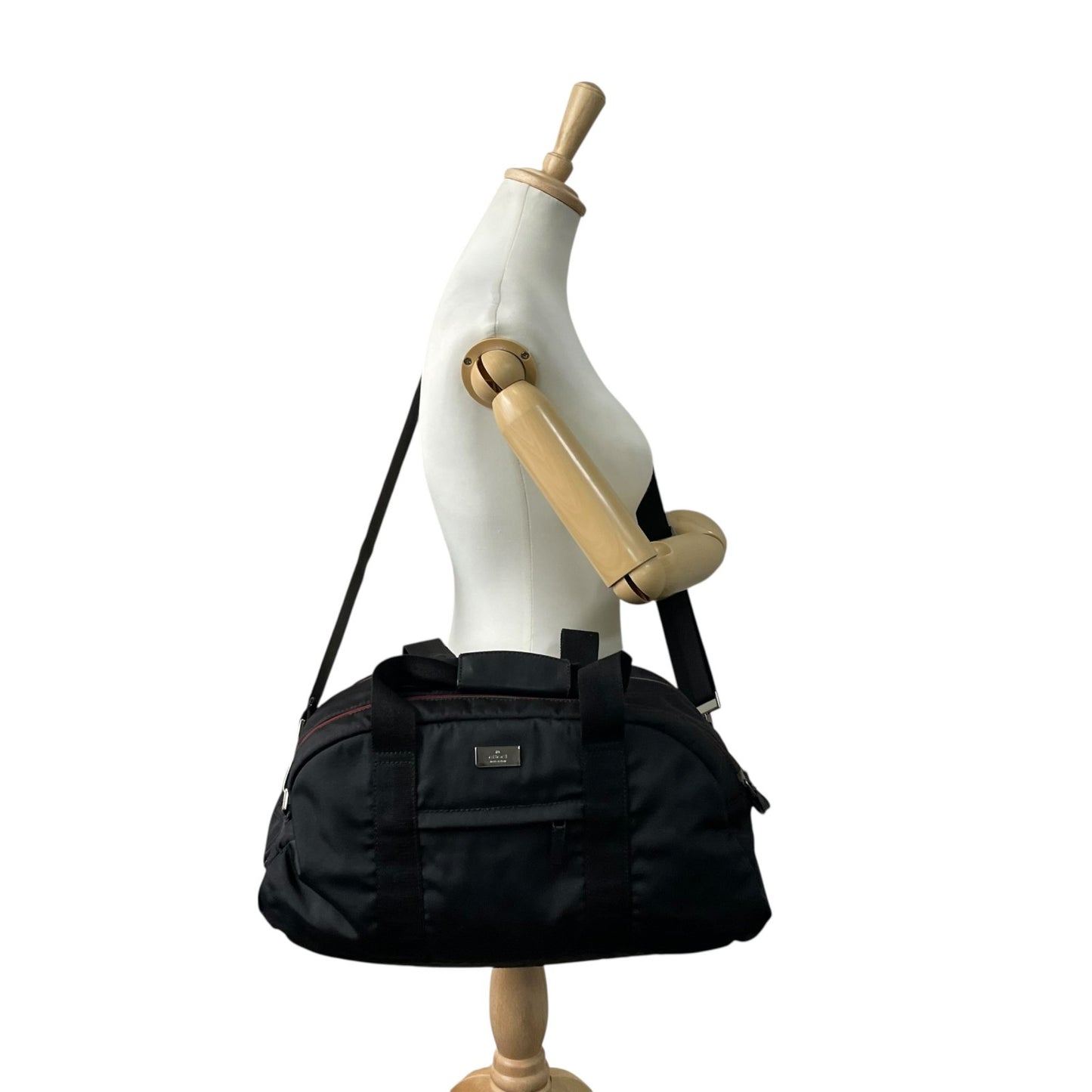 極美品 GUCCI グッチ ボストンバッグ 2WAY ハンドバッグ ブラック 黒 ナイロン 肩掛け 斜め掛け クロスボディ シルバー金具 メンズ レディース ユニセックス トラベルバッグ 大容量 Z4