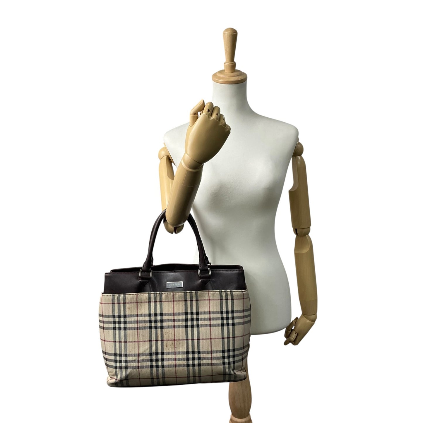 BURBERRY バーバリー ハンドバッグ トートバッグ ノバチェック チェック柄 ベージュ ブラウン キャンバス レザー シルバー金具 ロゴプレート レディース C2