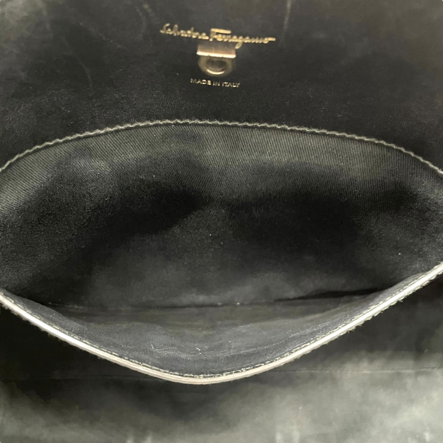 美品 Salvatore Ferragamo サルヴァトーレ フェラガモ ガンチーニ チェーン柄 ハンドバッグ 紺 ネイビー 黒 ブラック キャンバス レザー ゴールド金具 レディース B