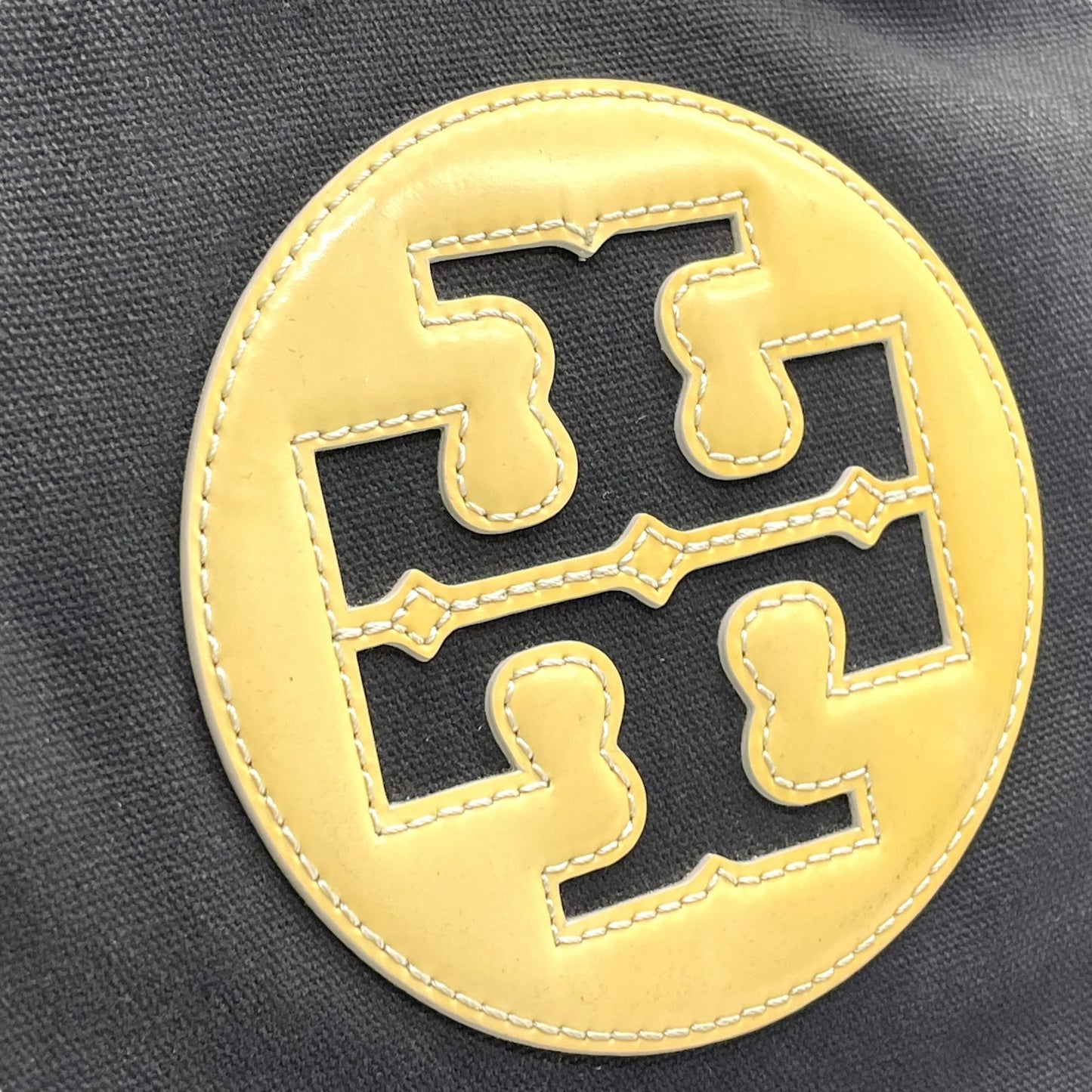 Tory Burch トリーバーチ トートバッグ エラ ロゴパッチ ビッグロゴ ダブルT 黒 ブラック×ベージュ キャンバス U8