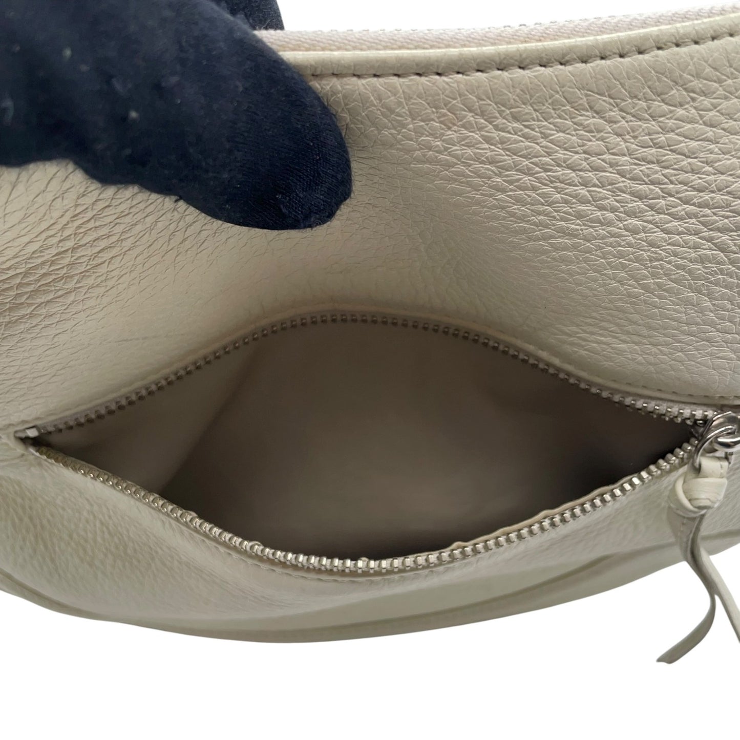 ウンガロ UNGARO レザー ショルダーバッグ ホーボーバッグ 白 ホワイト シルバー金具 レディース S94