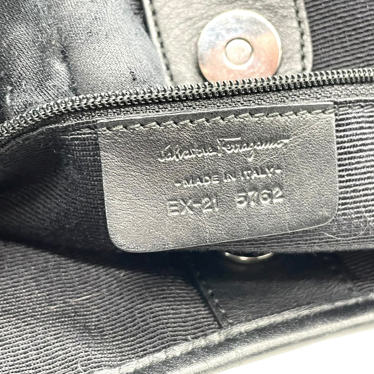 サルヴァトーレ フェラガモ Salvatore Ferragamo ガンチーニ ショルダーバッグ トートバッグ キャンバス 黒 ブラック シルバー金具 ロゴ ワンショルダー C3