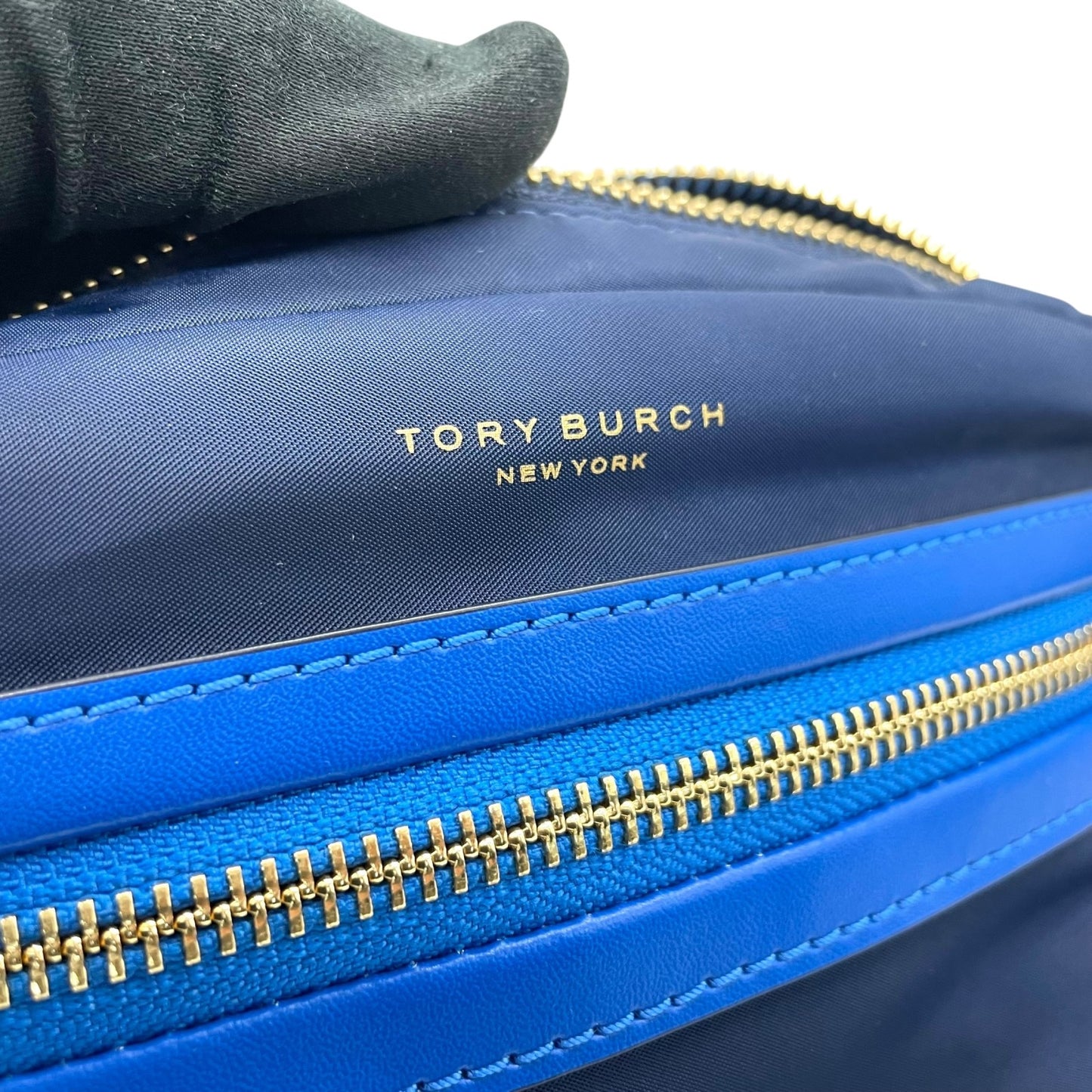 未使用級 美品 トリーバーチ TORY BURCH ボディバッグ ウエストポーチ ショルダーバッグ ネイビー 紺 ブルー 青ナイロン レザー コンビ B1