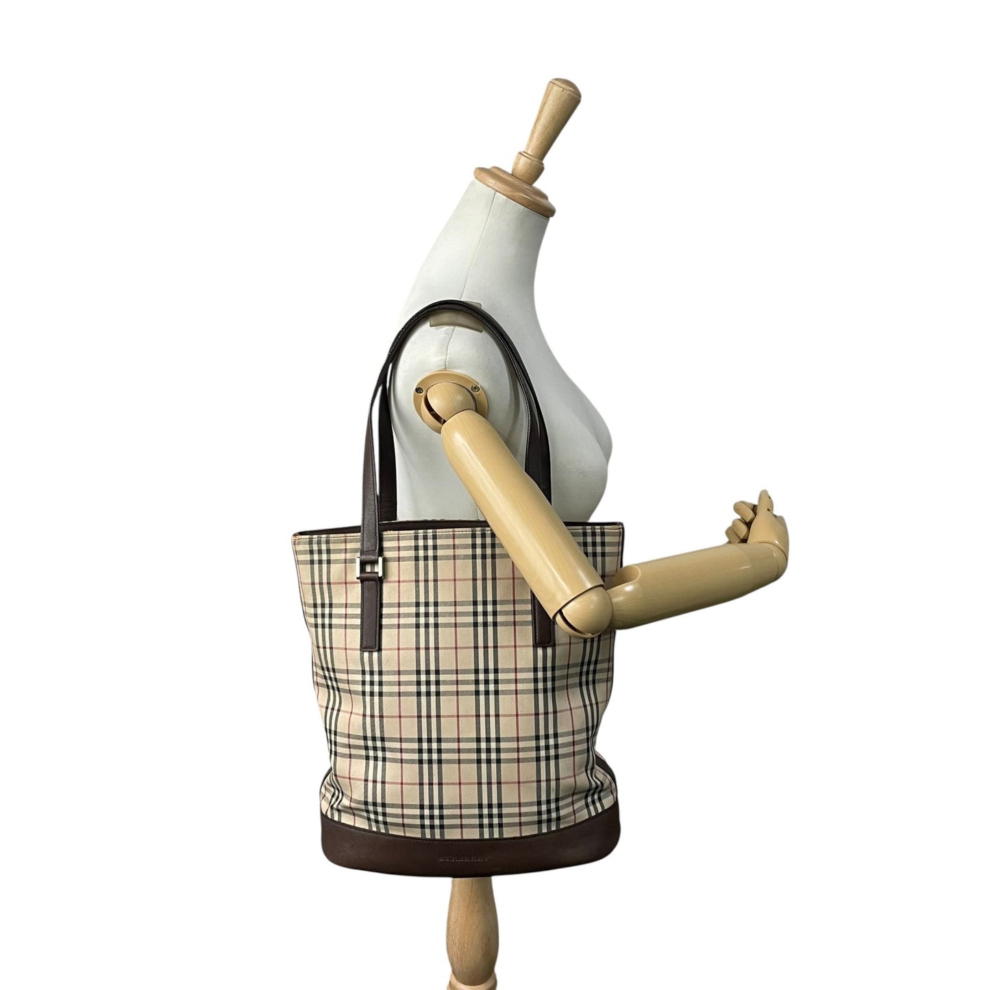 バーバリー BURBERRY トートバッグ ノバチェック キャンバス レザー ベージュ ブラウン 茶 シルバー金具 バケツ型 ロゴ型押し レディース A8