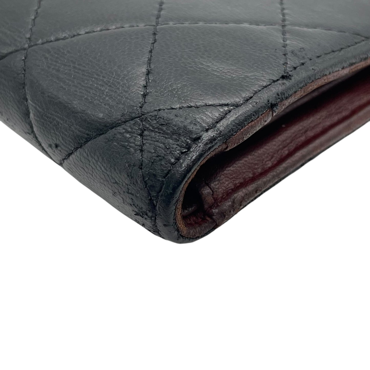 CHANEL シャネル 二つ折り 長財布 マトラッセ 黒 ブラック 茶 ブラウン レザー キャビアスキン ココマーク シルバー金具 レディース W4