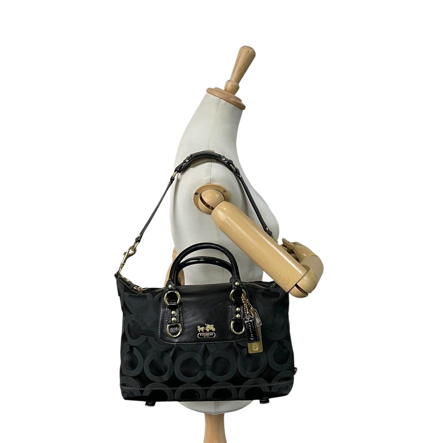 コーチ COACH 2WAY ハンドバッグ ボストンバッグ ショルダーバッグ 12947 シグネチャー 黒 ブラック ジャガード レザー 金金具 ゴールド金具 チャーム付き E5