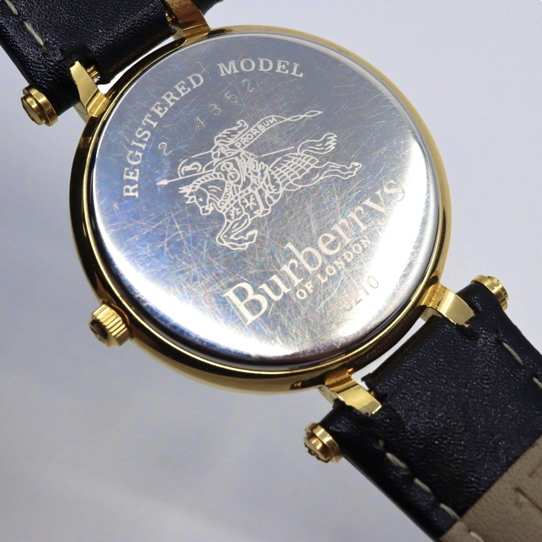 BURBERRY バーバリー 腕時計 ゴールド クオーツ ホワイト文字盤【中古】 ユニセックス