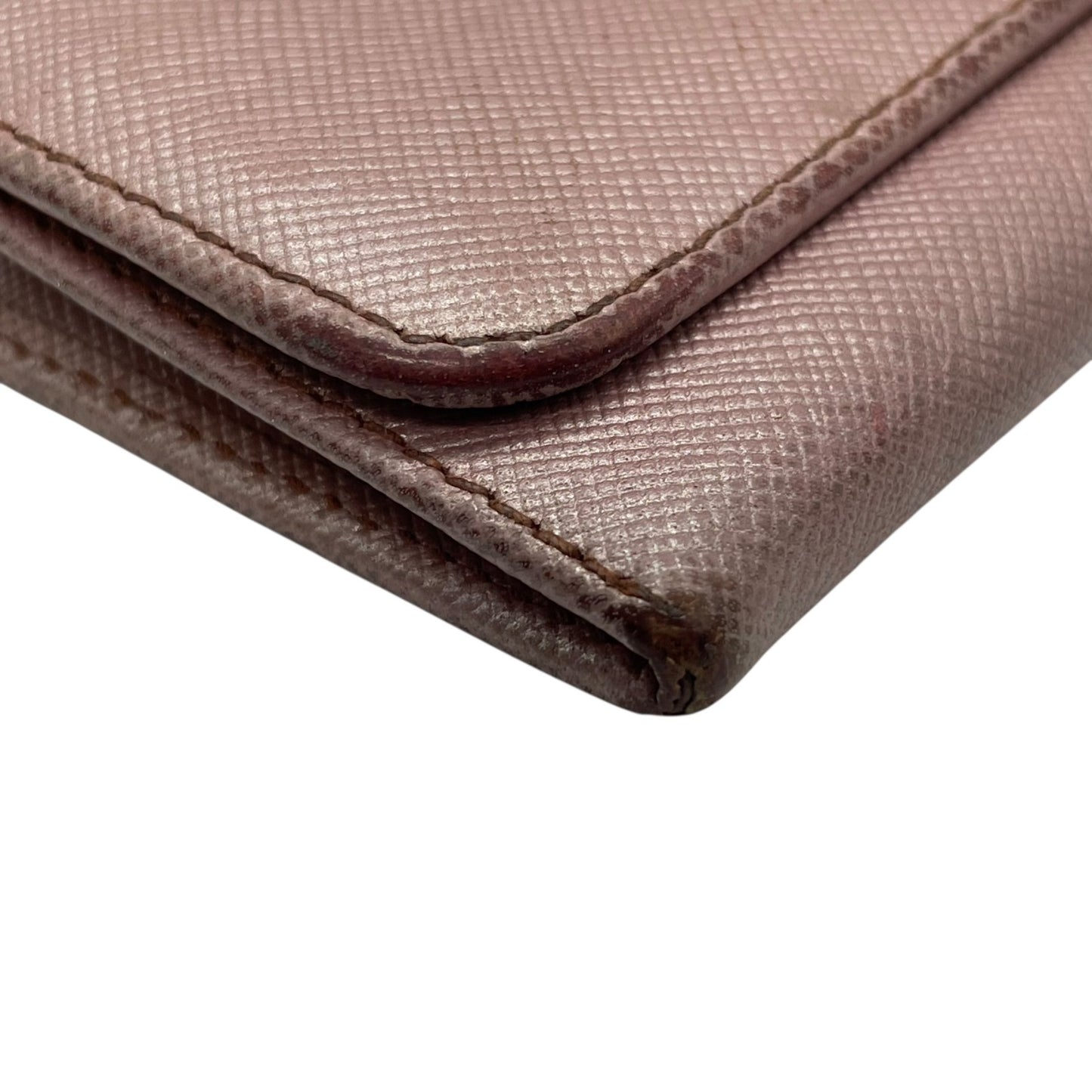 PRADA プラダ 長財布 ロングウォレット サフィアーノレザー ピンク ピンクベージュ メタリック ゴールド金具 ロゴ フラップ レディース W3