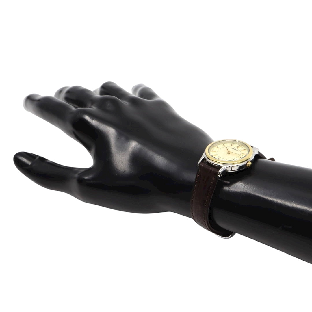 SEIKO セイコー 7N01-6881 ゴールドトーン ベゼル テクスチャー文字盤 クォーツ レディース ステンレス レザーベルト 上品 エレガント ウォッチ G11