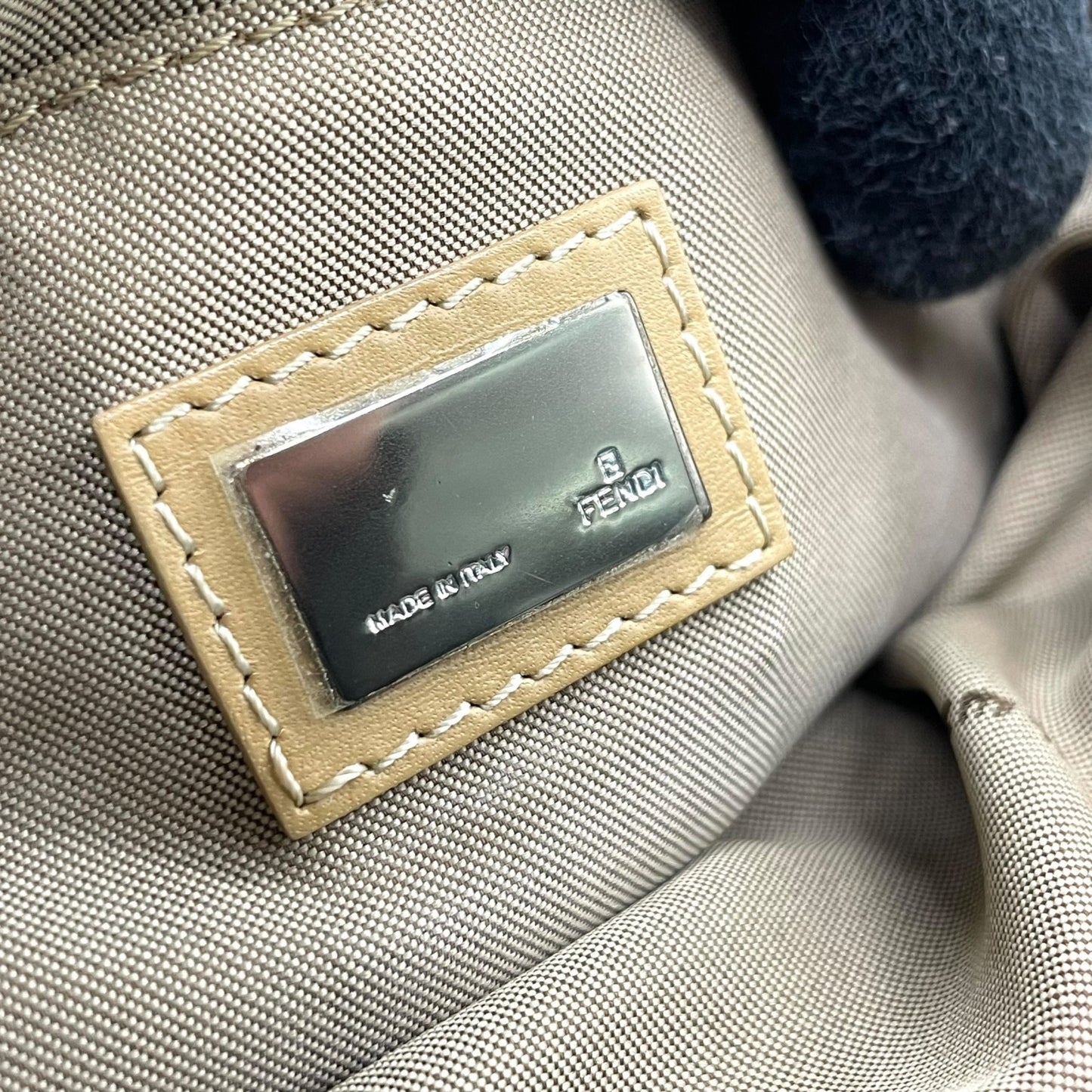 フェンディ Fendi ズッキーノ ショルダーバッグ ネイビー キャンバス レザー 斜め掛け ワンショルダー 00s c2