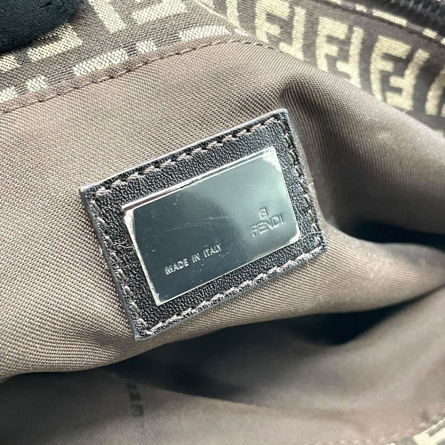 美品 フェンディ Fendi ズッキーノ トートバッグ ショルダーバッグ 大容量 FFロゴ キャンバス ブラウン レザーハンドル ビンテージ 通勤 通学 2000s