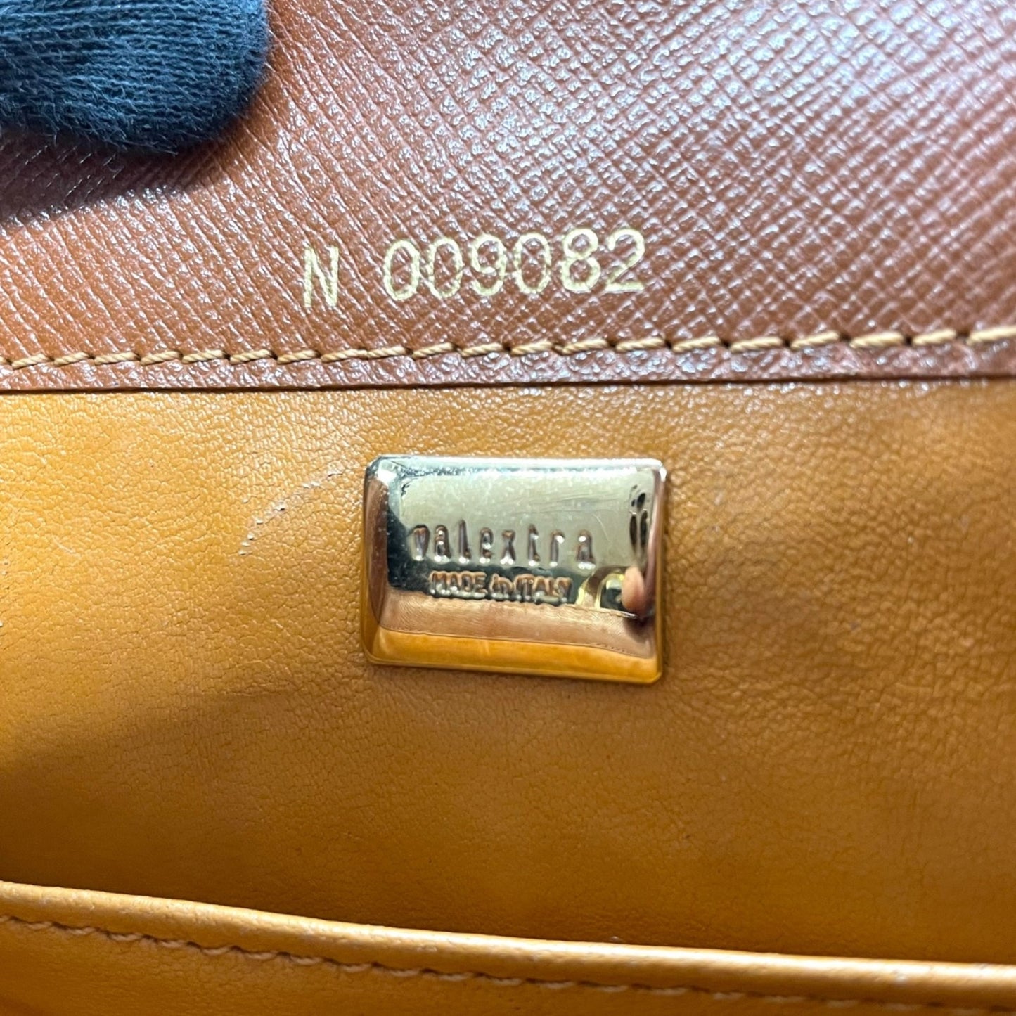 Valextra ヴァレクストラ ヴィンテージ レザー ショルダーバッグ クロスボディ ブラウン ゴールド金具 イタリア製 レディース K5