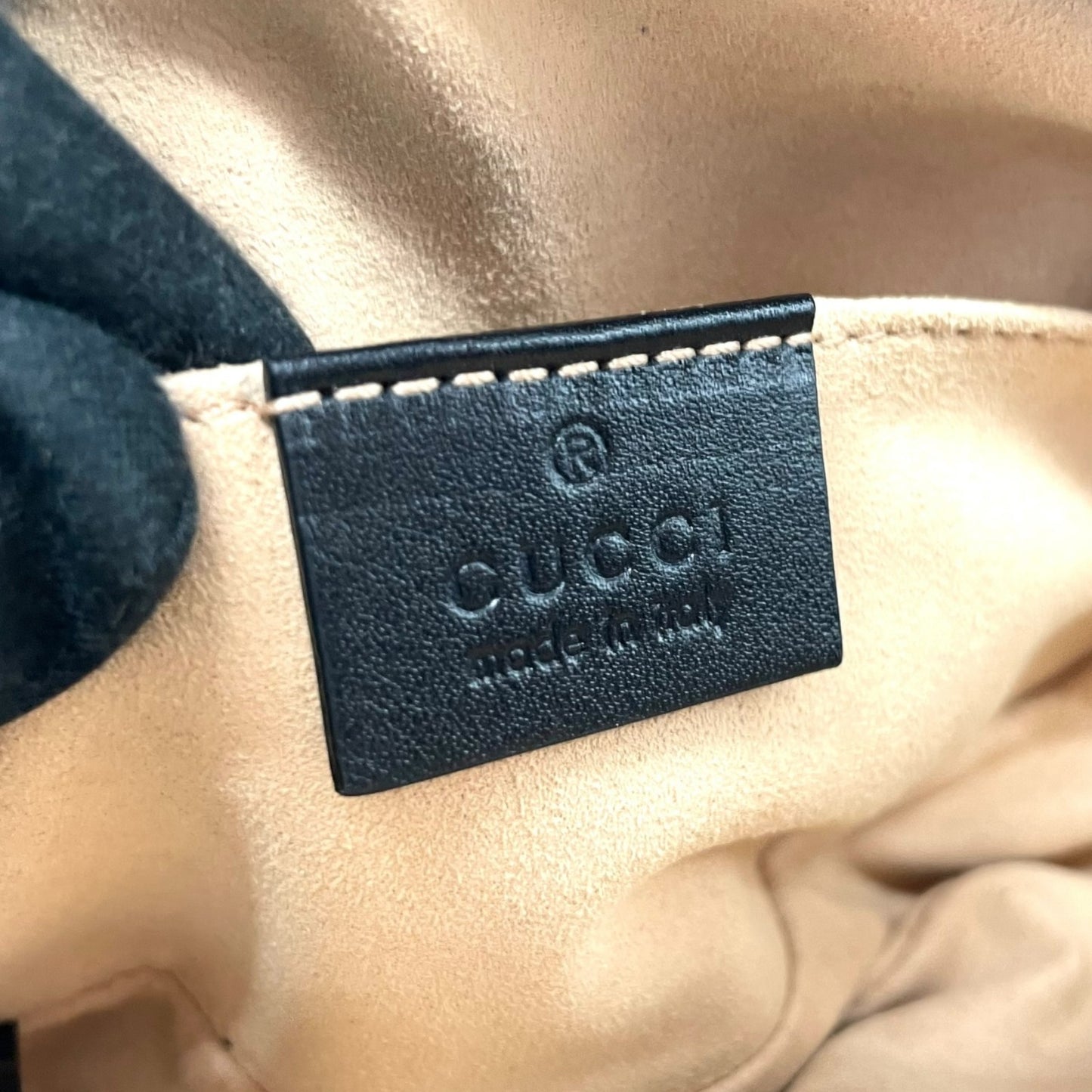 【新品同様】 GUCCI グッチ ウエストバッグ GGマーモント 476434 ベルトバッグ ブラック レザー キルティング ゴールド金具 レディース B3