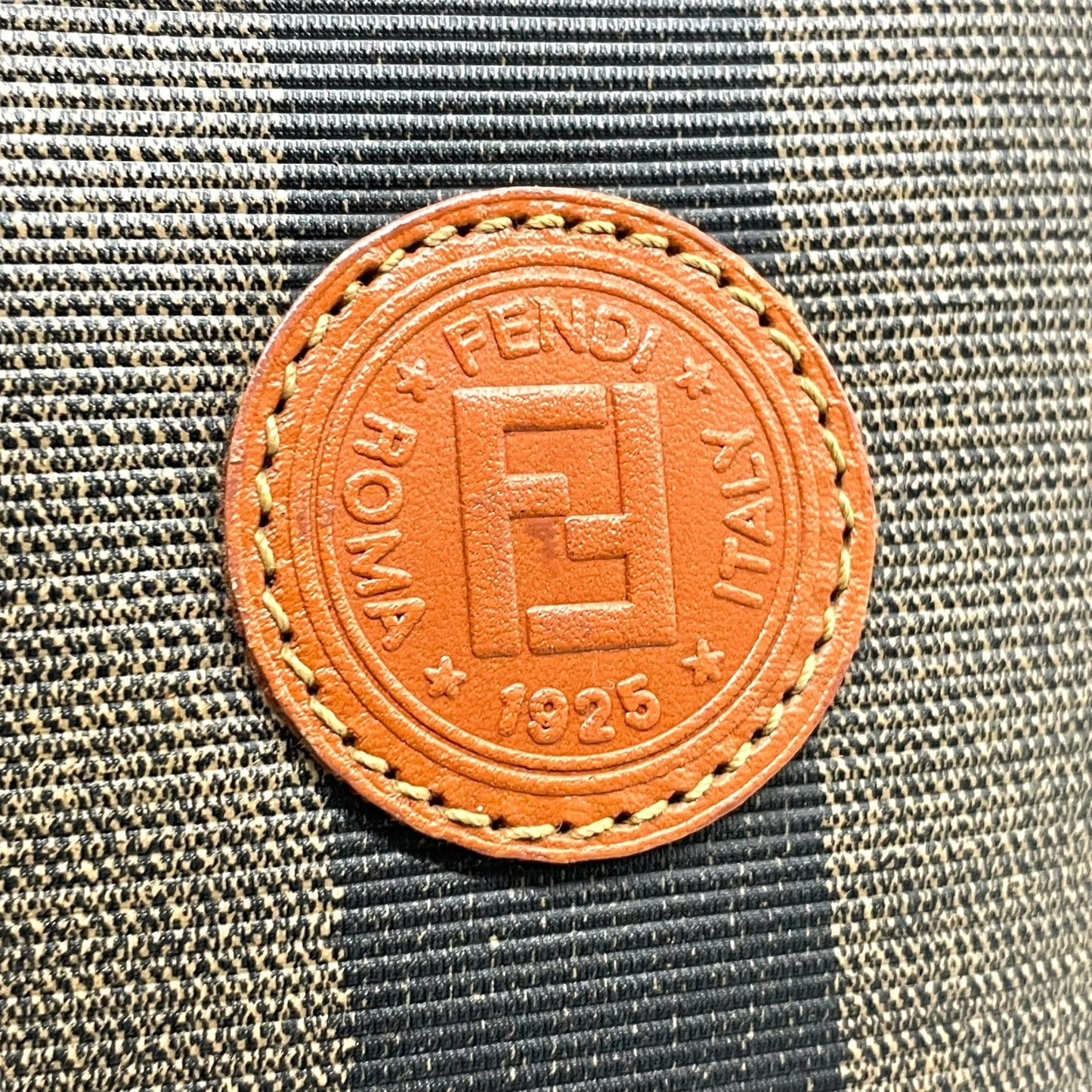 フェンディ FENDI ペカン柄 ボストンバッグ PVC レザー 茶色 カーキ ブラウン ストライプ ハンドバッグ ヴィンテージ B