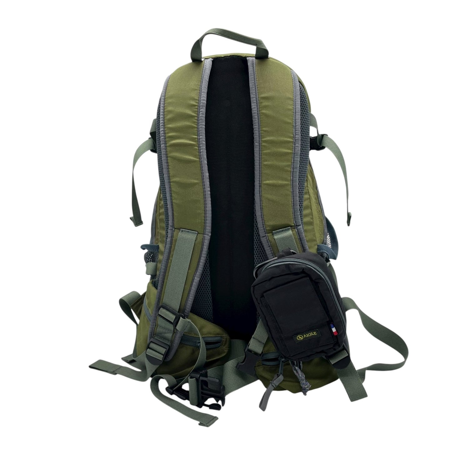 エーグル AIGLE リュックサック グリーン 緑 カーキ ナイロン キャンバス メンズ レディース バッグパック 登山 ハイキング U14