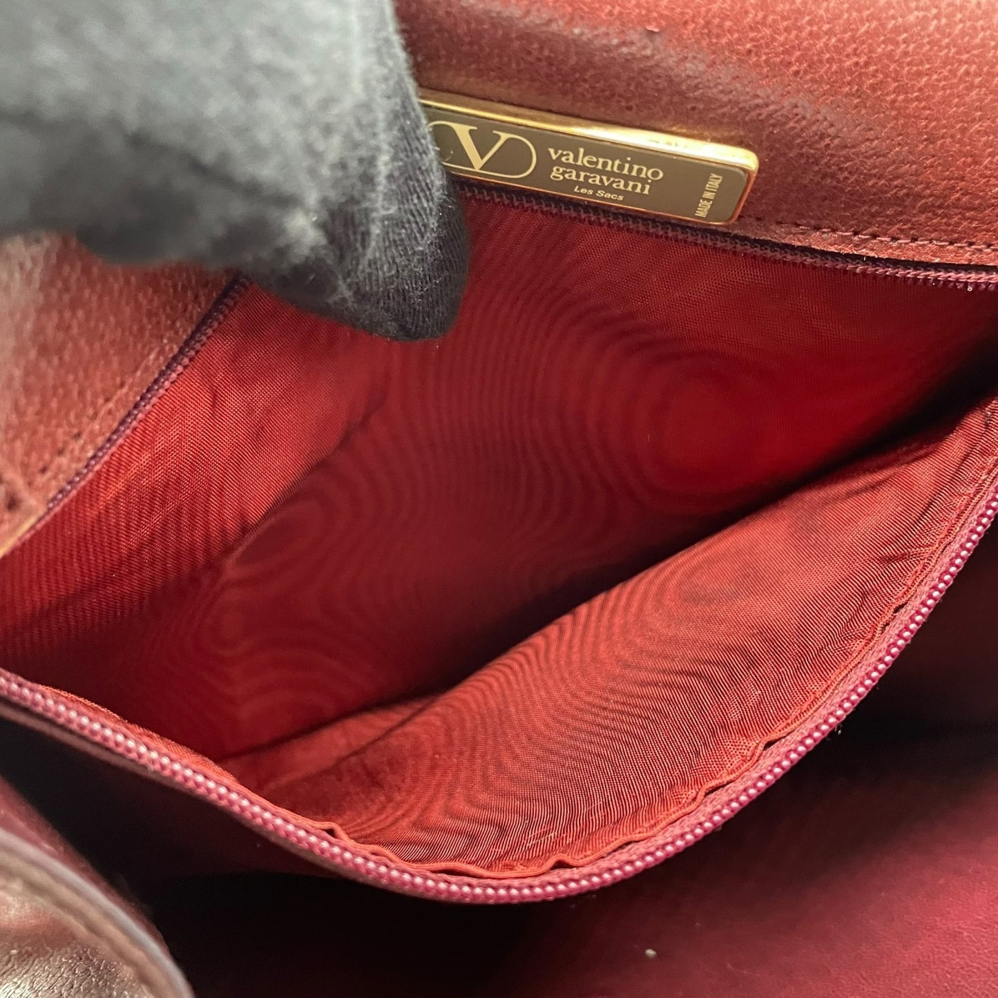 ヴァレンティノ ガラヴァーニ VALENTINO GARAVANI ショルダーバッグ メッセンジャーバッグ レッド ボルドー ワインレッド レザー フリンジ レディース S80