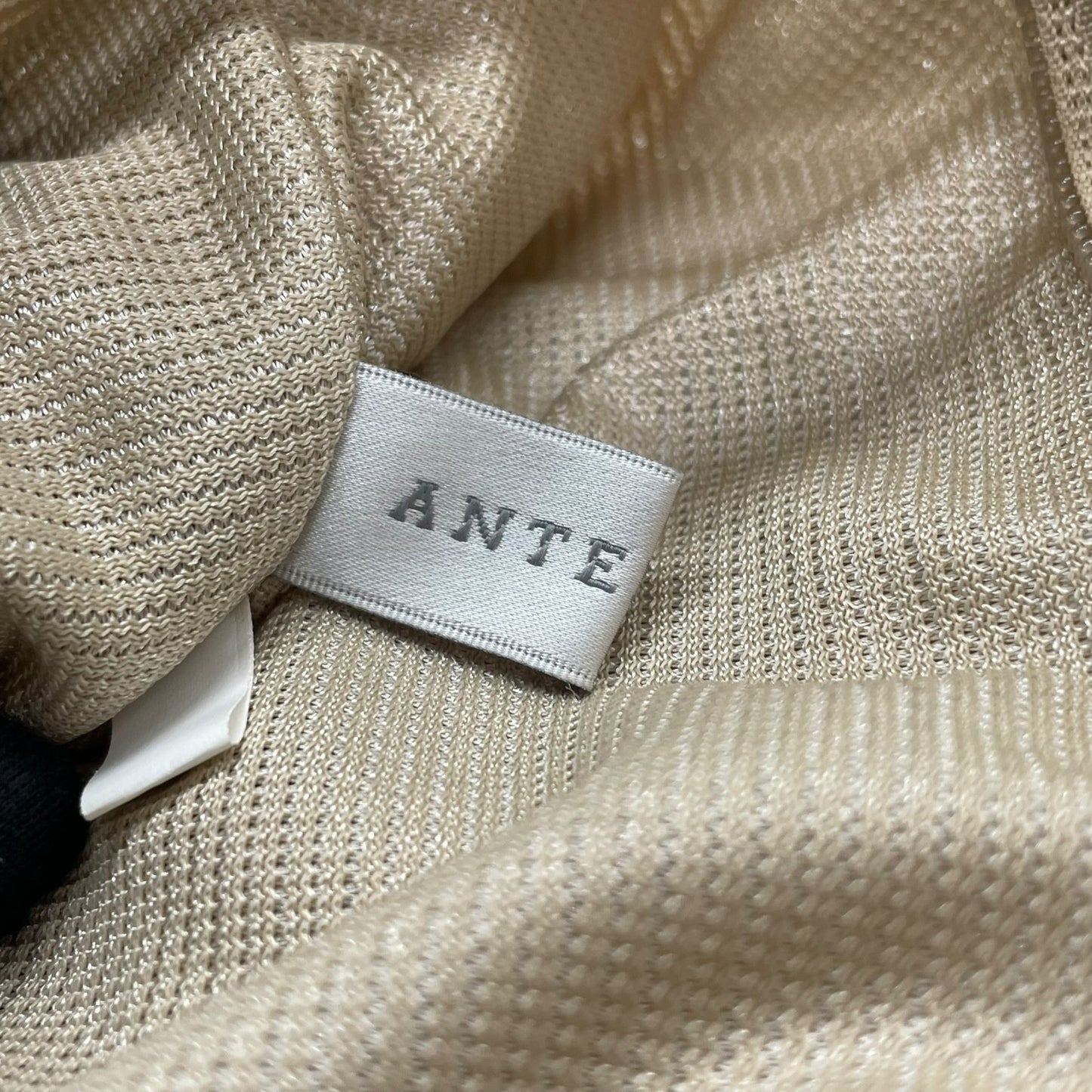 美品 アンテプリマ ANTEPRIMA ワイヤーバッグ ハンドバッグ チェーンストラップ ゴールド ベージュ 半月型 ハーフムーン 手提げ レディース E6