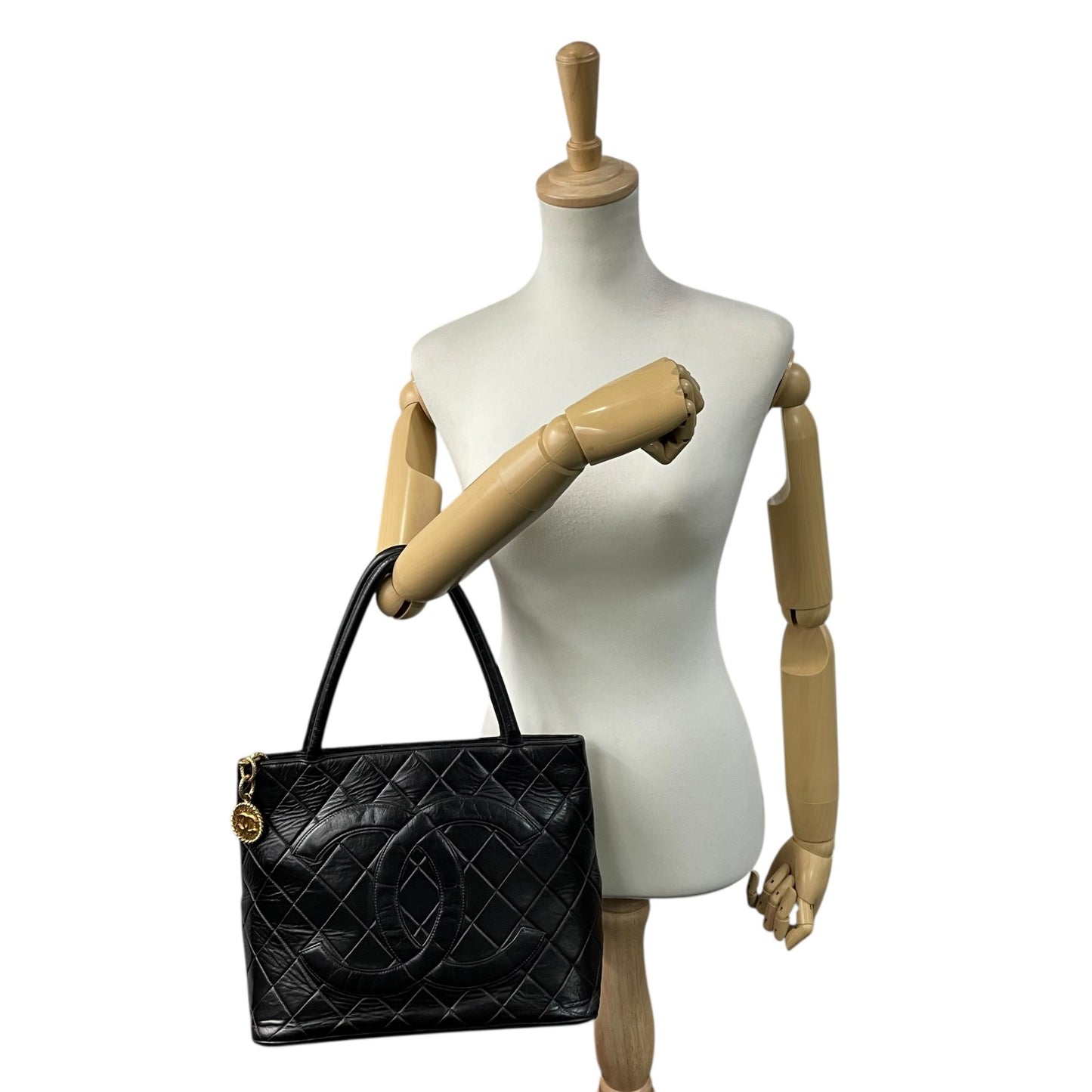 CHANEL シャネル ハンドバッグ レザー ブラック【中古】 レディース