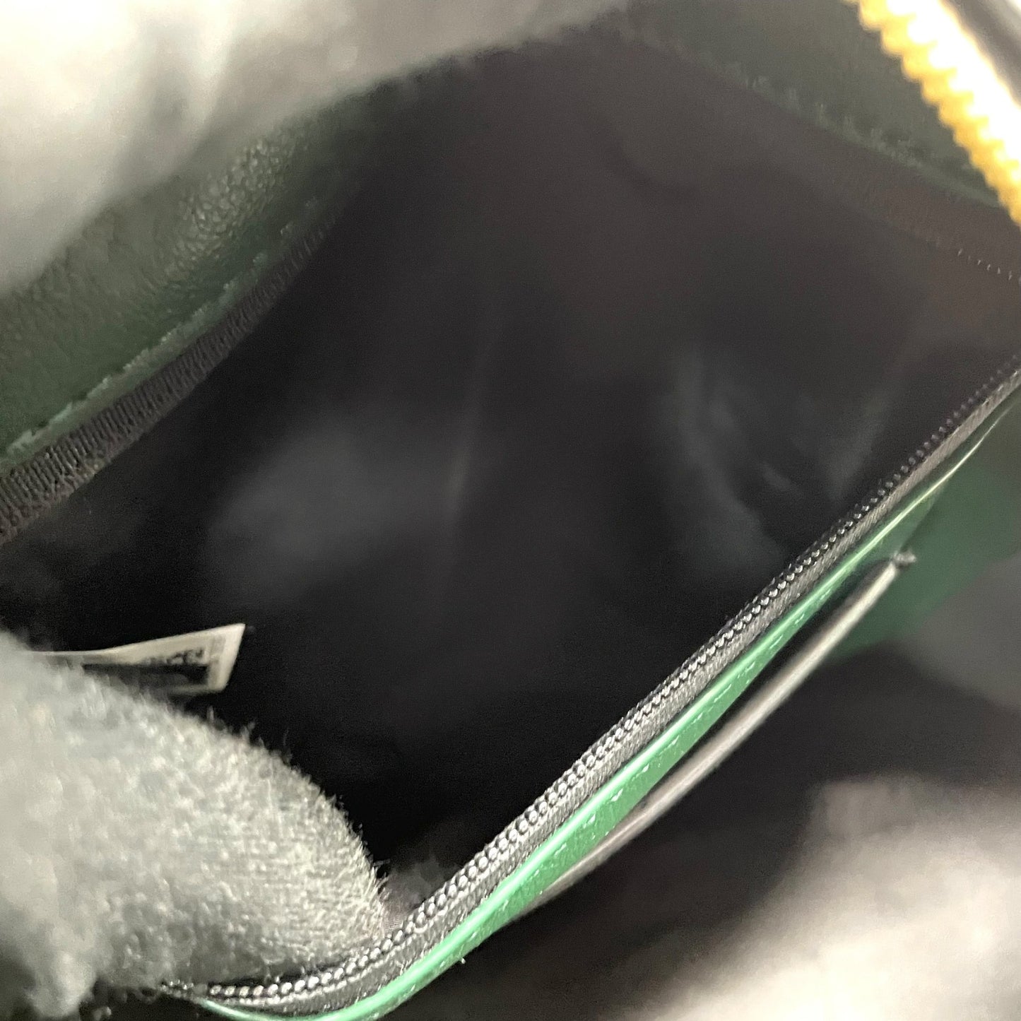 美品 DIESEL ディーゼル エンボス モノグラム ハンドバッグ 2WAY ショルダー ミニボストン 総柄 レザー 本革 グリーン 緑 2WAY ボストンバッグ ショルダーバッグ ゴールド金具 ユニセックス ファスナー開閉 Y2K label C