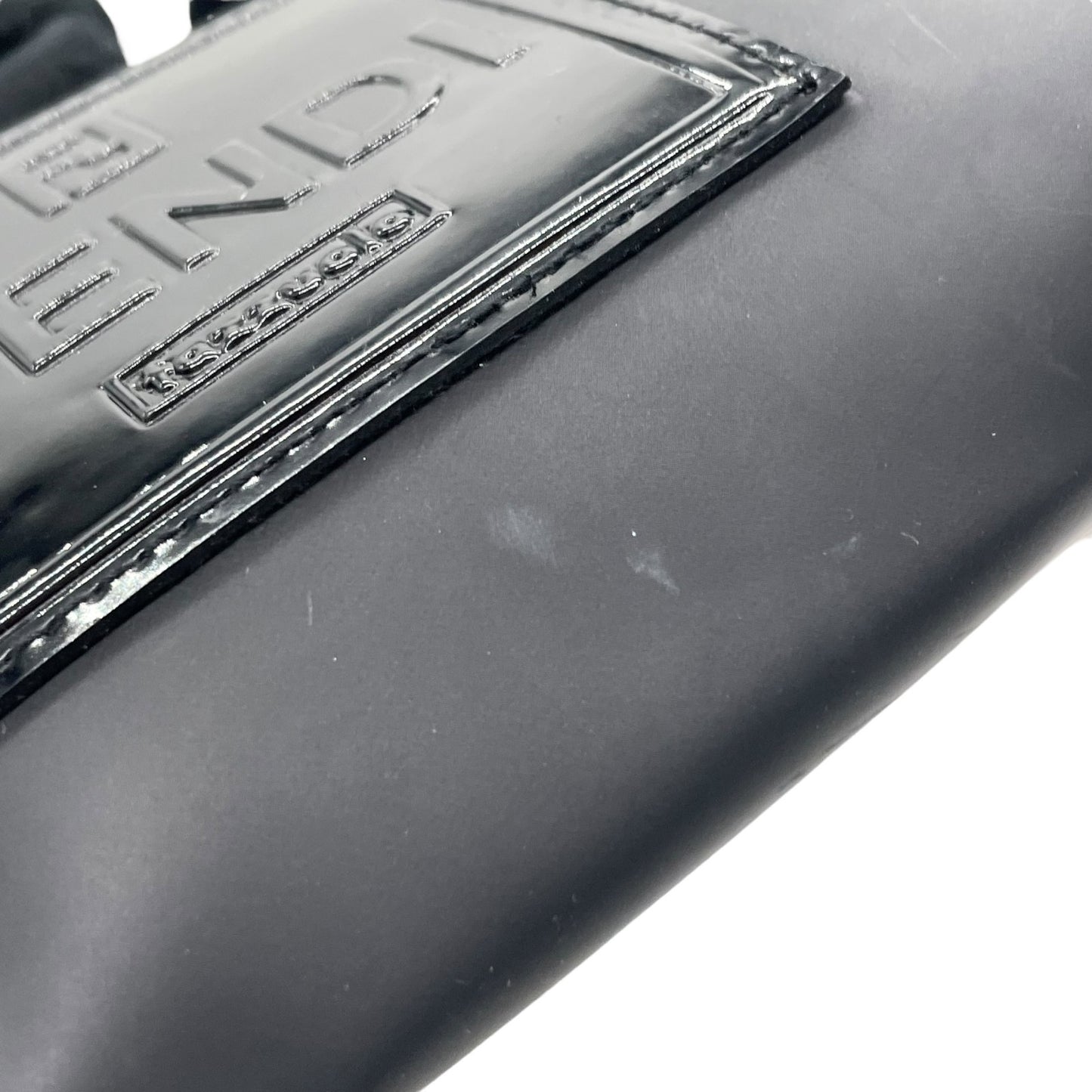 フェンディ FENDI ミニハンドバッグ ポーチ 黒 ブラック PVC ロゴ ゴールド金具 レディース K10