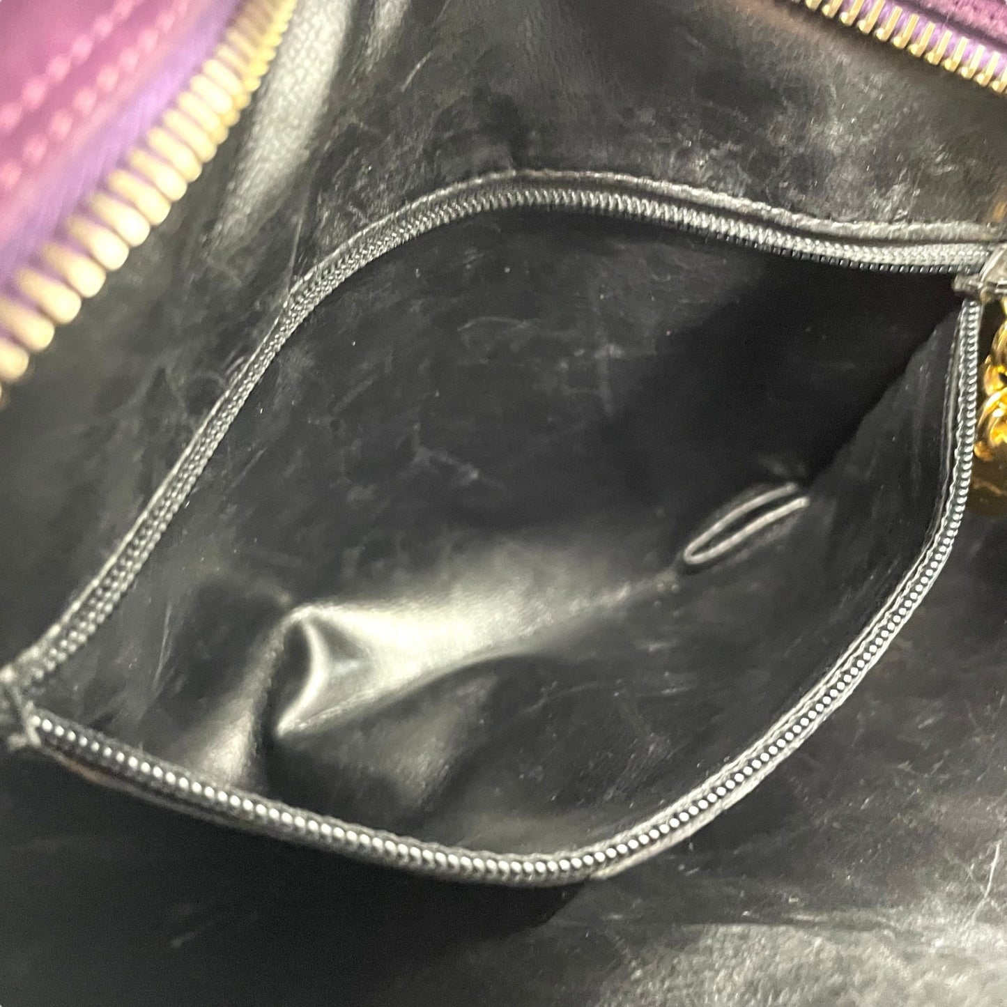 美品 Salvatore Ferragamo フェラガモ ガンチーニ ダブルガンチーニ ショルダーバッグ 紫 パープル スエード ゴールド金具 斜め掛け可 ポシェット ヴィンテージ レディース D7