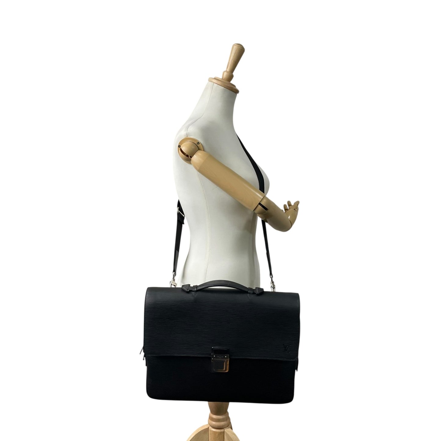 【新品同様】 LOUIS VUITTON ルイ・ヴィトン エピ ヴァシリPM 2WAY ビジネスバッグ ブリーフケース 書類カバン ショルダー 斜め掛け ボレアル ブラック レザー M32640 シルバー金具 メンズ B