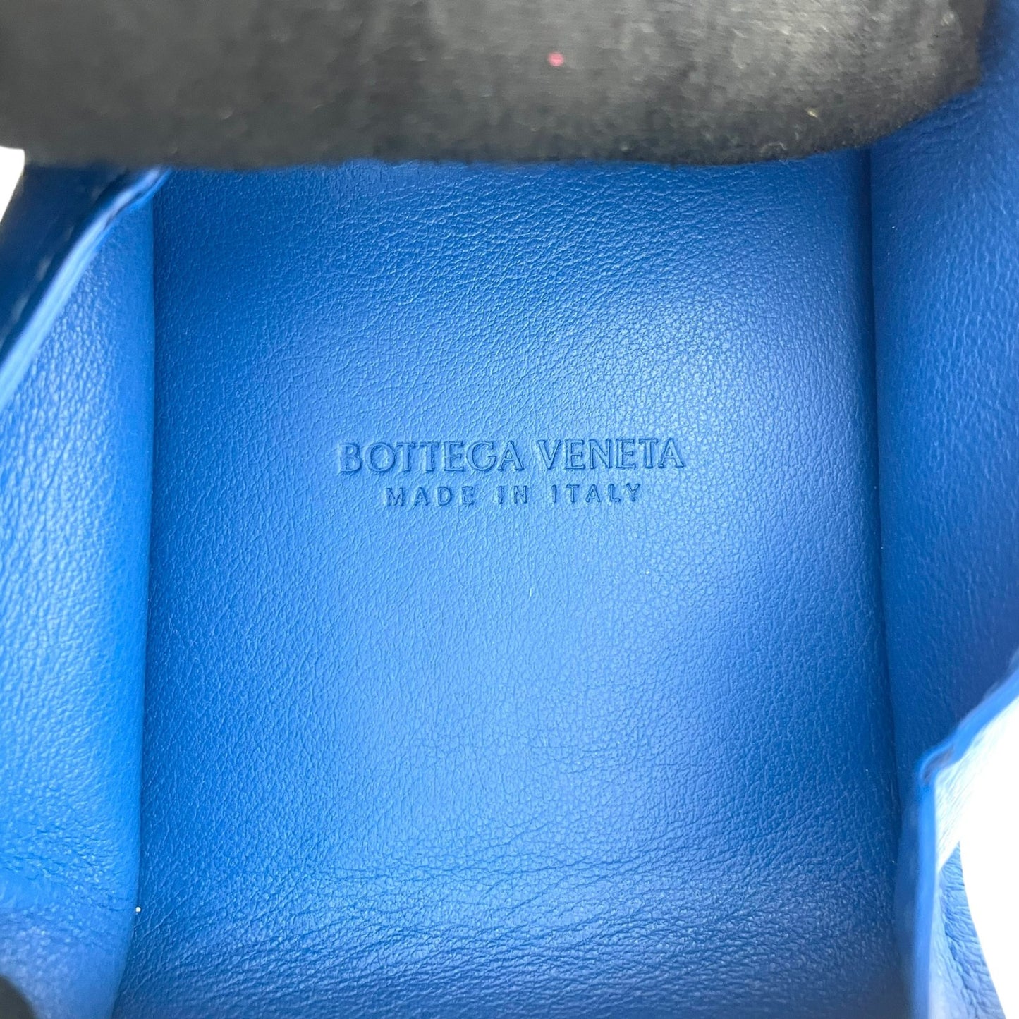 【新品同様】 BOTTEGA VENETA ボッテガヴェネタ マキシイントレチャート コインケース（小銭入れ） レザー ブルー 保存箱付き 正規品 ユニセックス M5