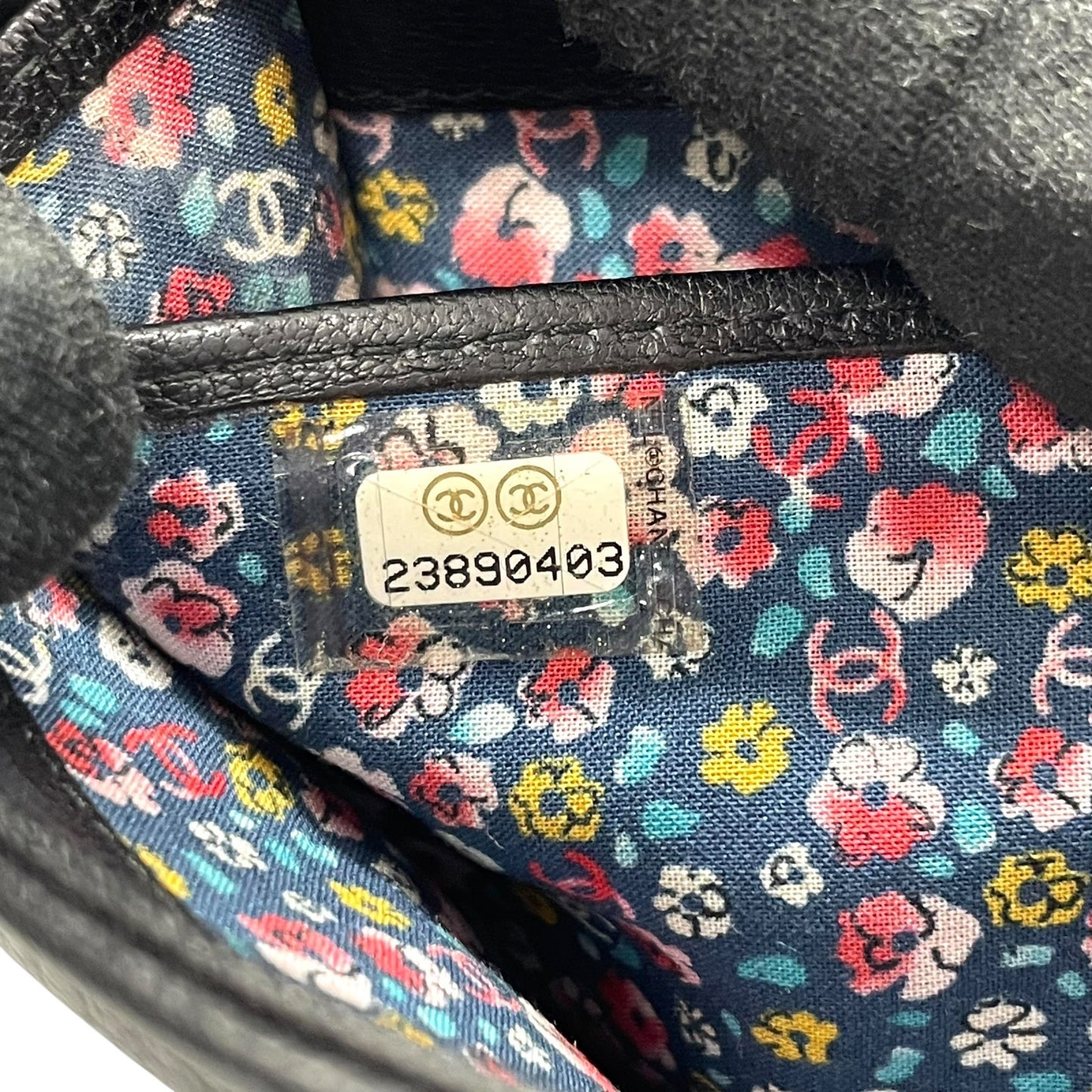 CHANEL シャネル ココマーク ラッキーフラワー クローバー 二つ折り 長財布 レザー 黒 ブラック フラワープリント レディース ヴィンテージ W5