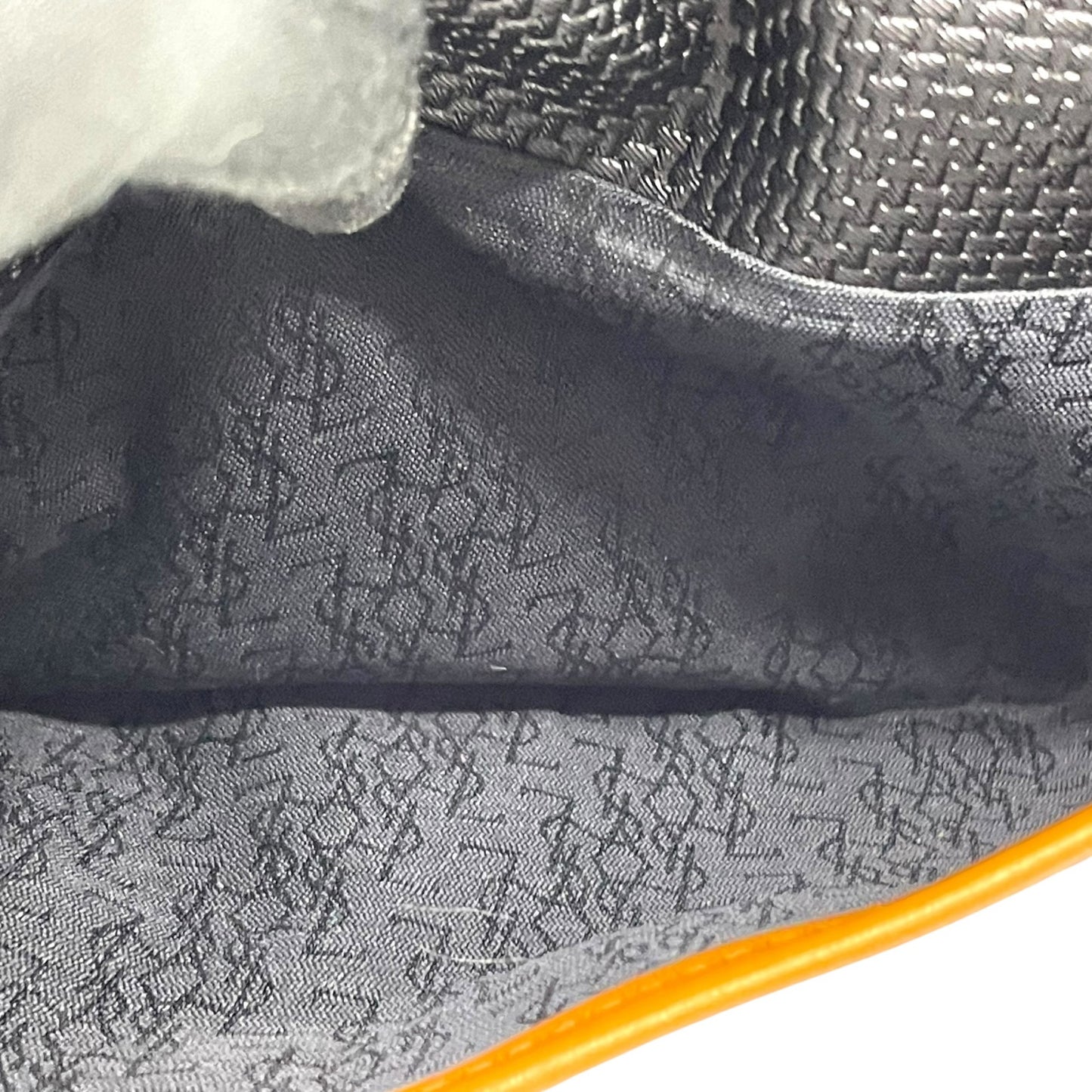 美品 Yves Saint Laurent イヴ サンローラン クラッチバッグ YSLロゴ 紺 ネイビー キャメル ブラウン PVC レザー ゴールド金具 ファスナー開閉 フラップ メンズ レディース ヴィンテージ B3